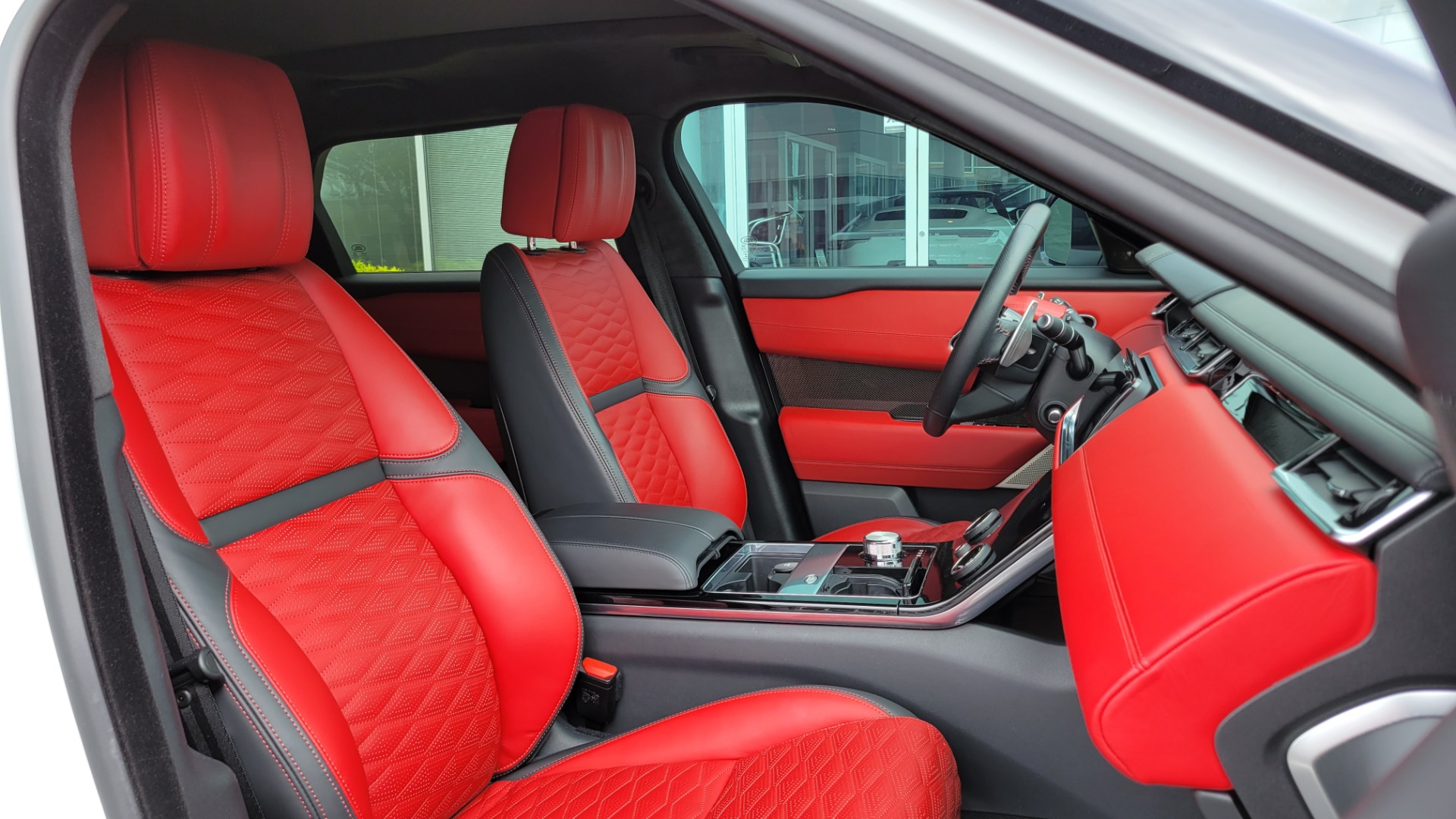 Used 2020 Land Rover Range Rover Velar SVAutobiography Dynamic Edition for sale $90,995 at Formula Imports in Charlotte NC 28227 60
