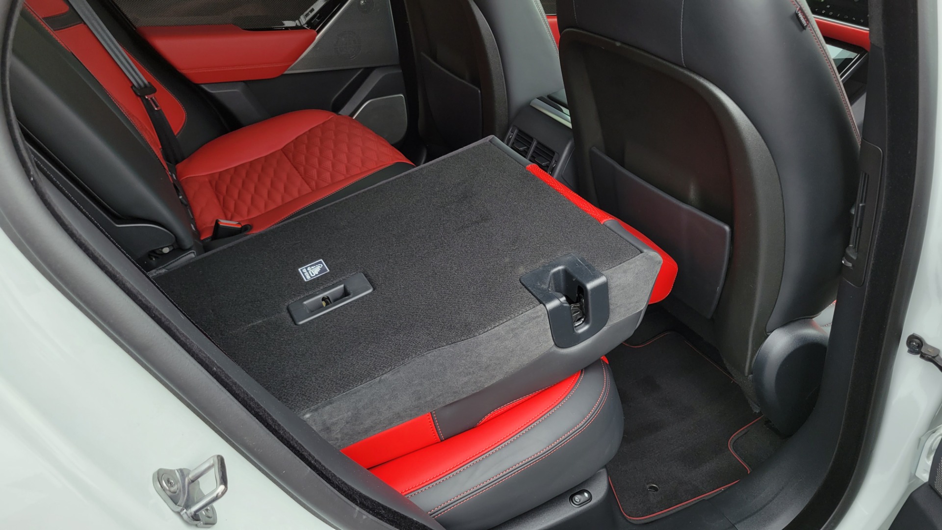 Used 2020 Land Rover Range Rover Velar SVAutobiography Dynamic Edition for sale $90,995 at Formula Imports in Charlotte NC 28227 69