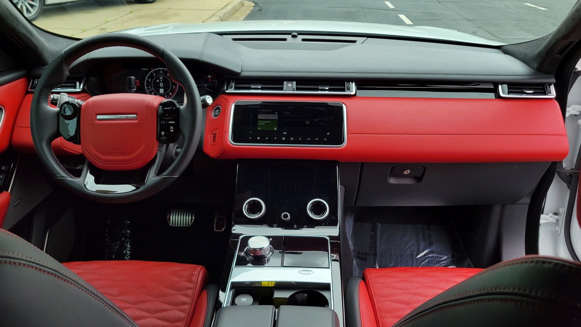 Used 2020 Land Rover RANGE ROVER VELAR SVAUTOBIOGRAPHY DYNAMIC ED / NAV / SUNROOF for sale $95,495 at Formula Imports in Charlotte NC 28227 73