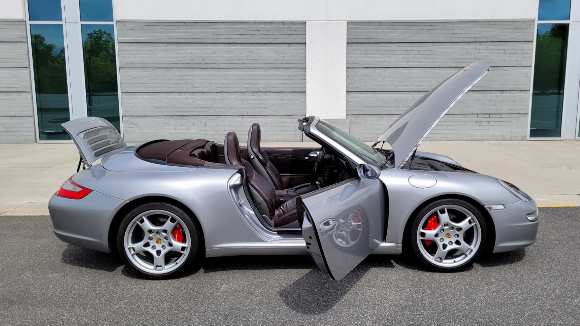 Used 2006 Porsche 911 CARRERA S CABRIOLET / SPORT CHRONO / BOSE / SPORT SEATS / SPORT SHIFTER for sale Sold at Formula Imports in Charlotte NC 28227 23