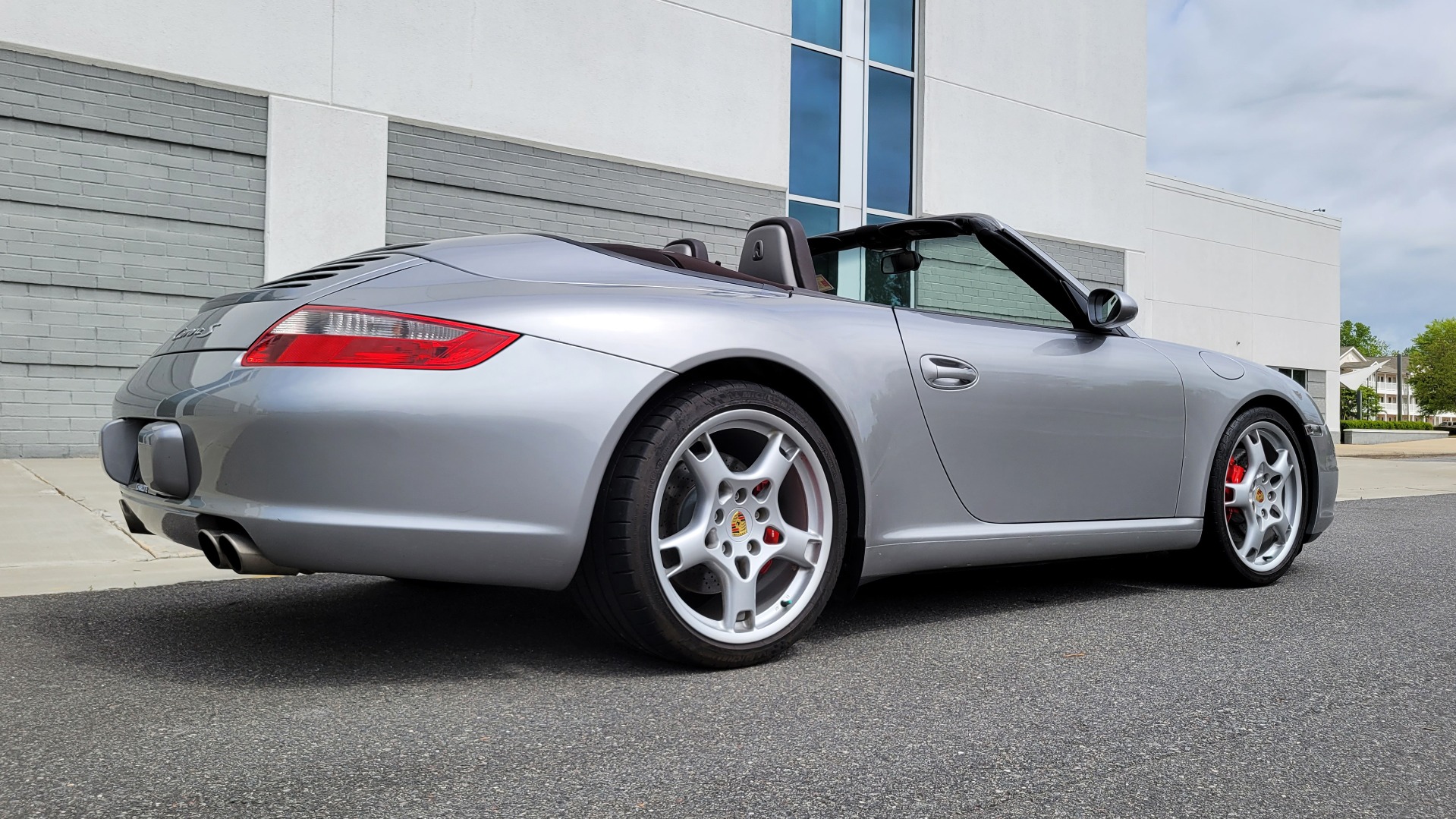 Used 2006 Porsche 911 CARRERA S CABRIOLET / SPORT CHRONO / BOSE / SPORT SEATS / SPORT SHIFTER for sale Sold at Formula Imports in Charlotte NC 28227 3