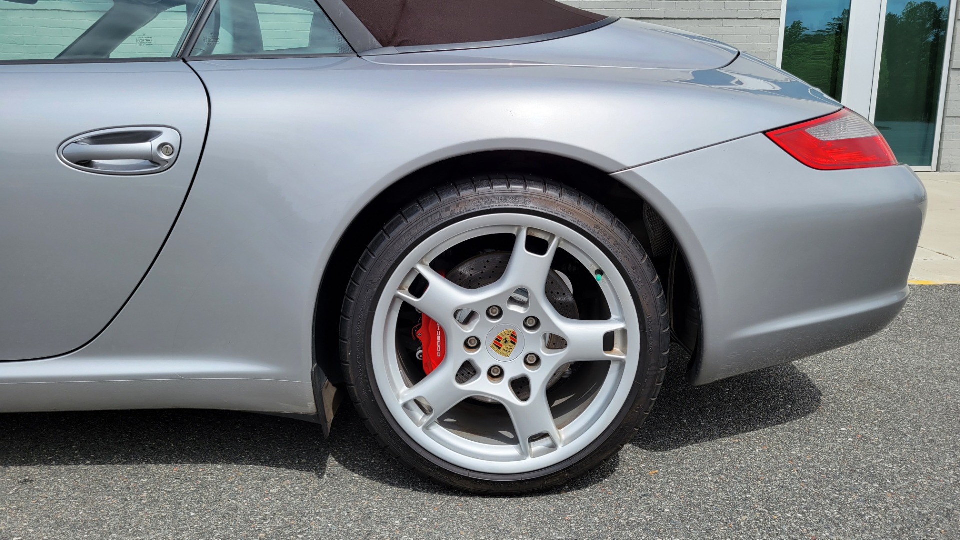Used 2006 Porsche 911 CARRERA S CABRIOLET / SPORT CHRONO / BOSE / SPORT SEATS / SPORT SHIFTER for sale $62,999 at Formula Imports in Charlotte NC 28227 83