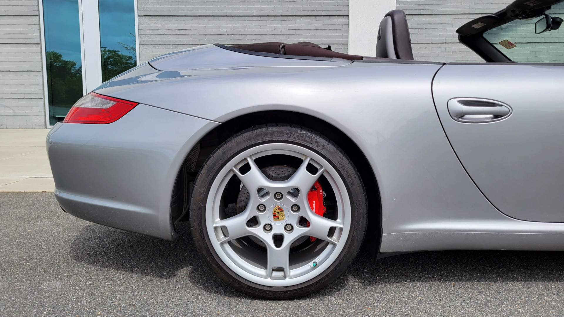 Used 2006 Porsche 911 CARRERA S CABRIOLET / SPORT CHRONO / BOSE / SPORT SEATS / SPORT SHIFTER for sale $62,999 at Formula Imports in Charlotte NC 28227 84
