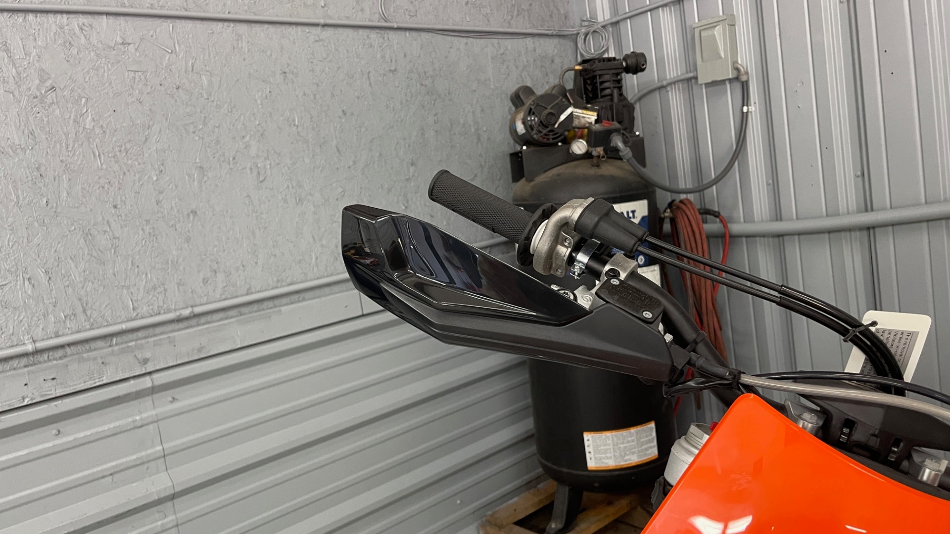 Used 2020 KTM 500 XCF-W ENDURO / 4-STROKE / EFI / ELECTRIC START / 6-SPEED for sale $11,000 at Formula Imports in Charlotte NC 28227 6