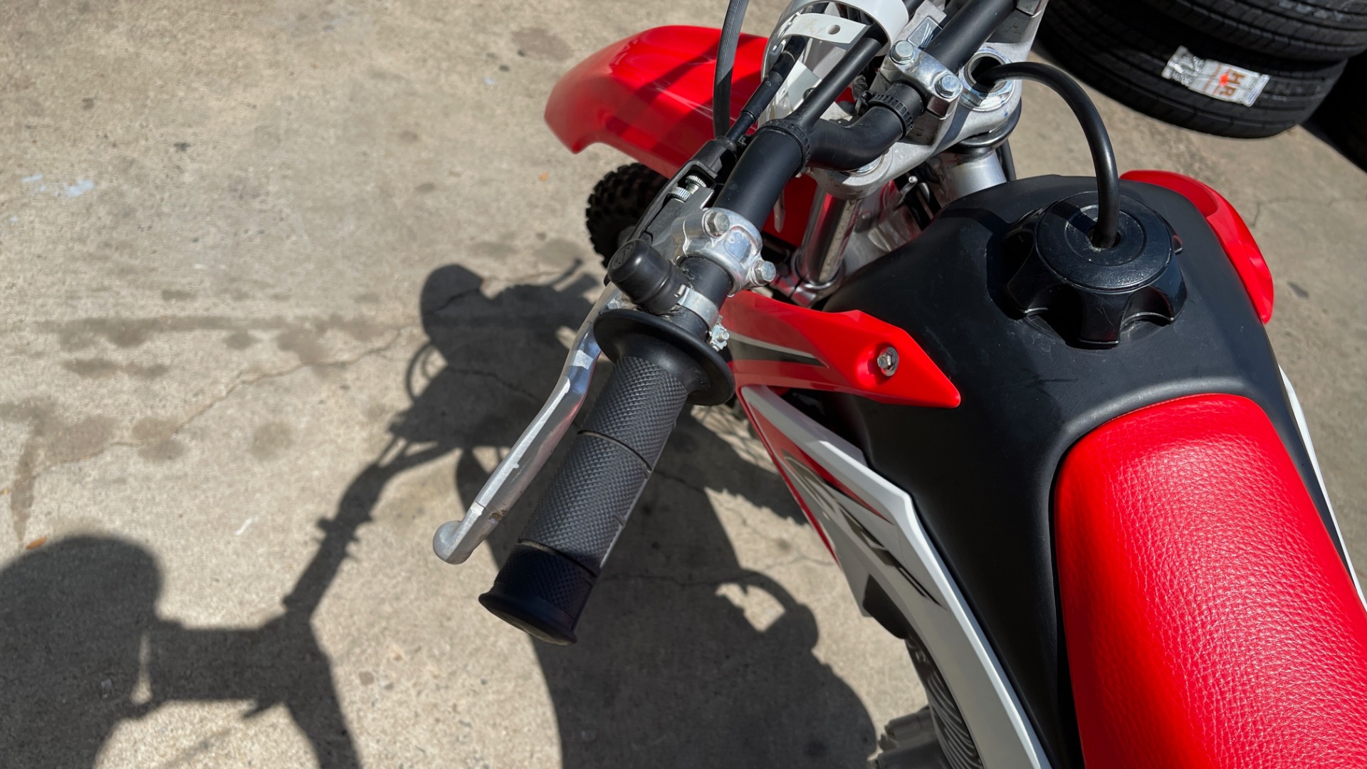Used 2018 Honda CRF 125F DIRT BIKE / ELECTRIC START / LIKE NEW / GREAT FOR KIDS for sale $3,200 at Formula Imports in Charlotte NC 28227 9