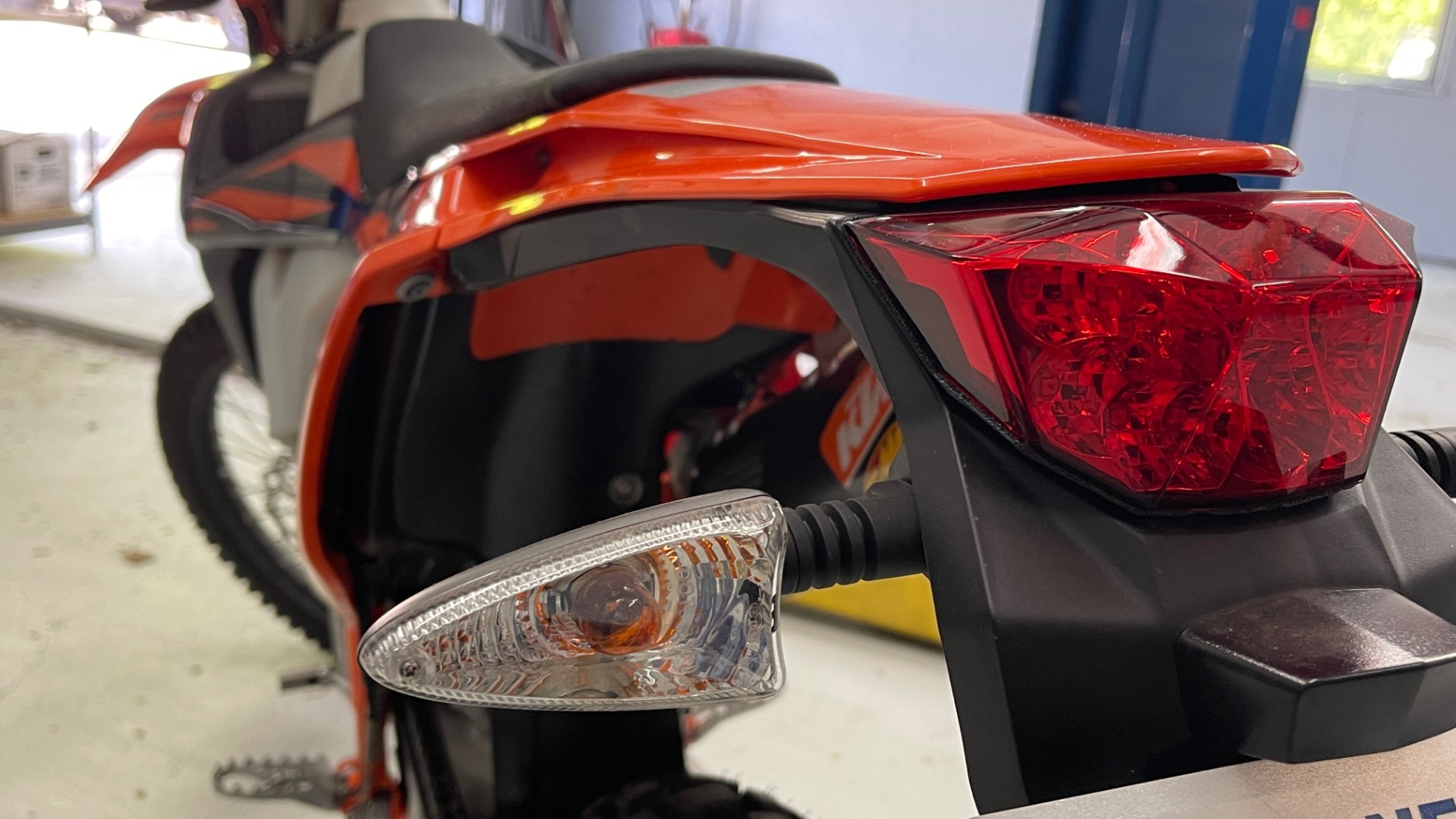 Used 2019 KTM 500 EXC-F DUAL PURPOSE DIRT BIKE / 4-STROKE / EFI / ELECTRIC START / 6-SPEED for sale $11,000 at Formula Imports in Charlotte NC 28227 23