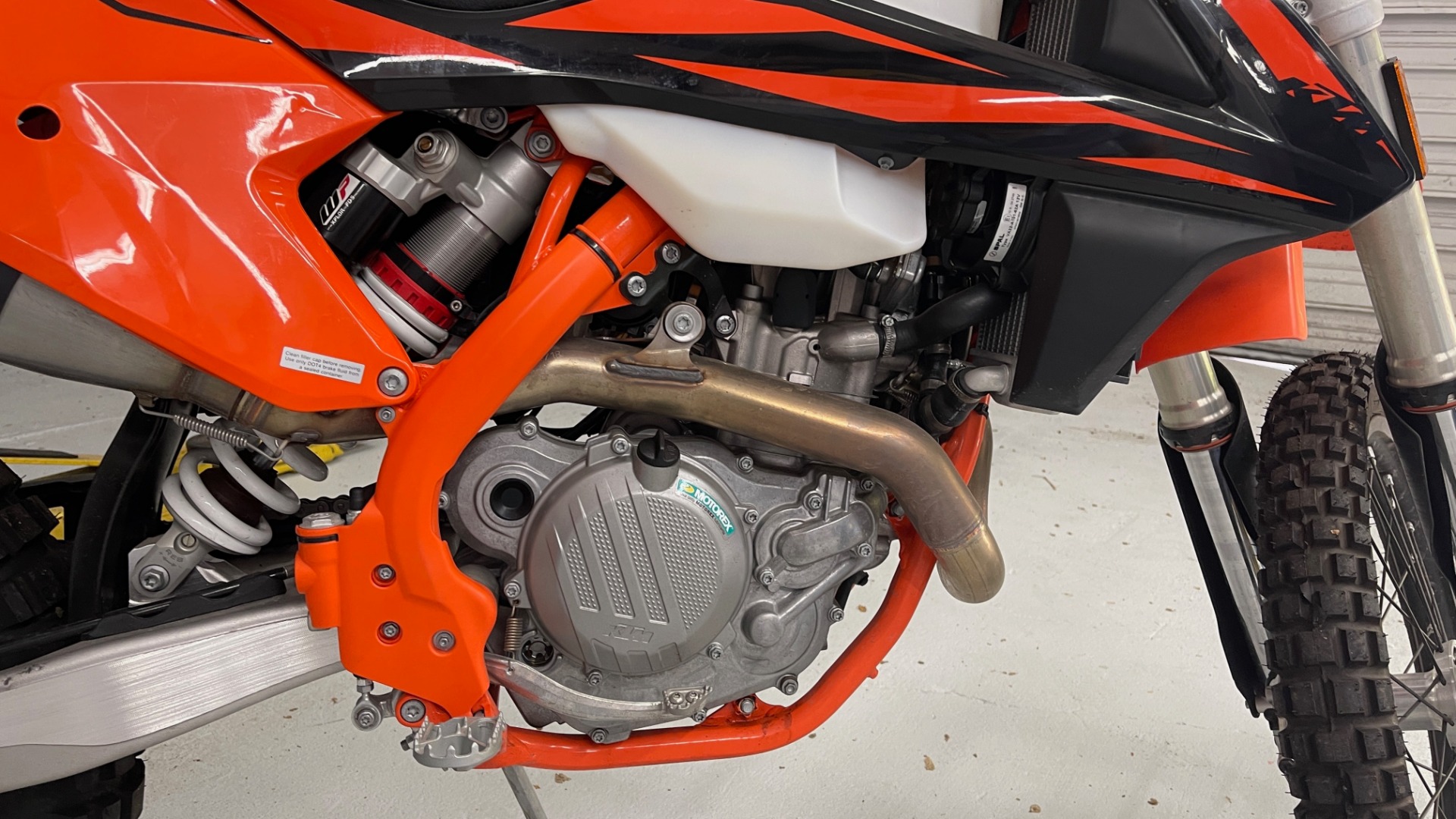 Used 2019 KTM 500 EXC-F DUAL PURPOSE DIRT BIKE / 4-STROKE / EFI / ELECTRIC START / 6-SPEED for sale $11,000 at Formula Imports in Charlotte NC 28227 4