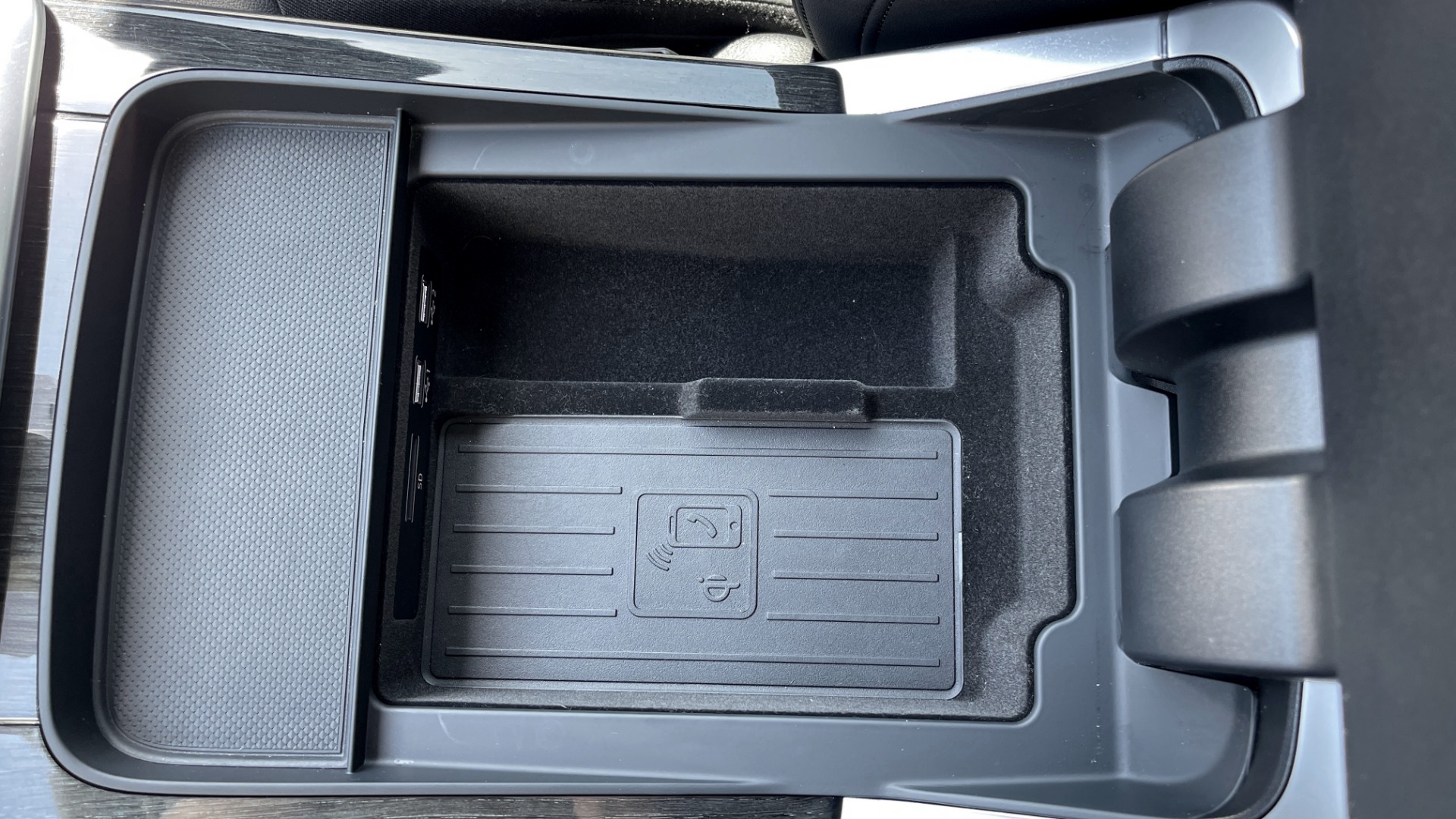 Used 2020 Audi Q7 PREMIUM PLUS 3.0L / CLD WTHR / BLACK OPTIC / WARM WTHR / TOWING / REARVIEW for sale Sold at Formula Imports in Charlotte NC 28227 41
