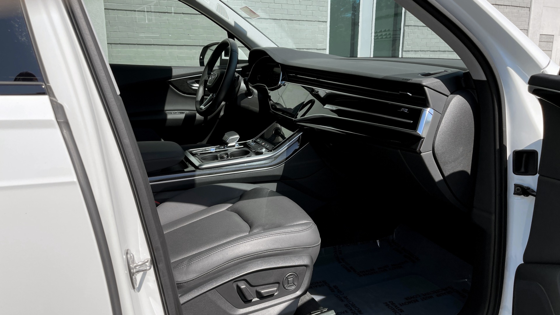 Used 2020 Audi Q7 PREMIUM PLUS 3.0L / CLD WTHR / BLACK OPTIC / WARM WTHR / TOWING / REARVIEW for sale Sold at Formula Imports in Charlotte NC 28227 65