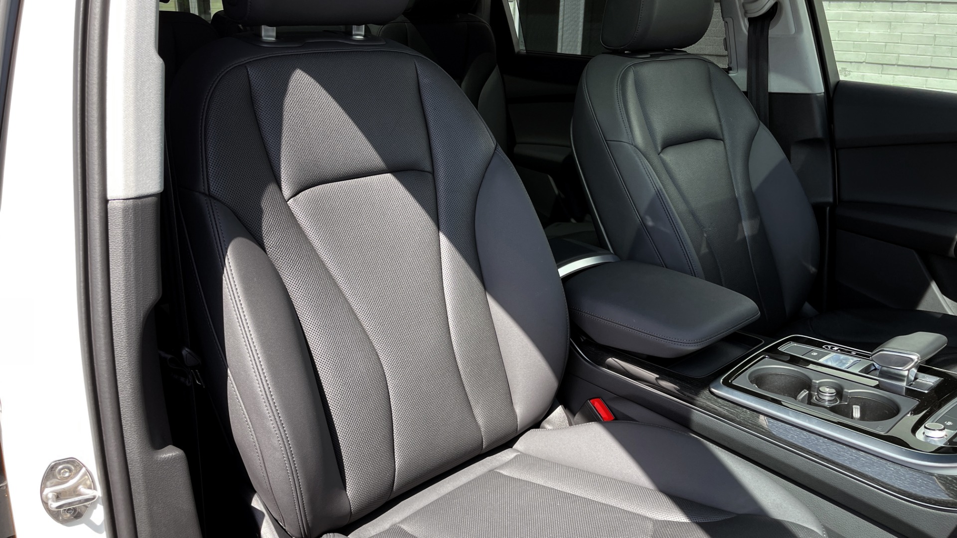 Used 2020 Audi Q7 PREMIUM PLUS 3.0L / CLD WTHR / BLACK OPTIC / WARM WTHR / TOWING / REARVIEW for sale Sold at Formula Imports in Charlotte NC 28227 67