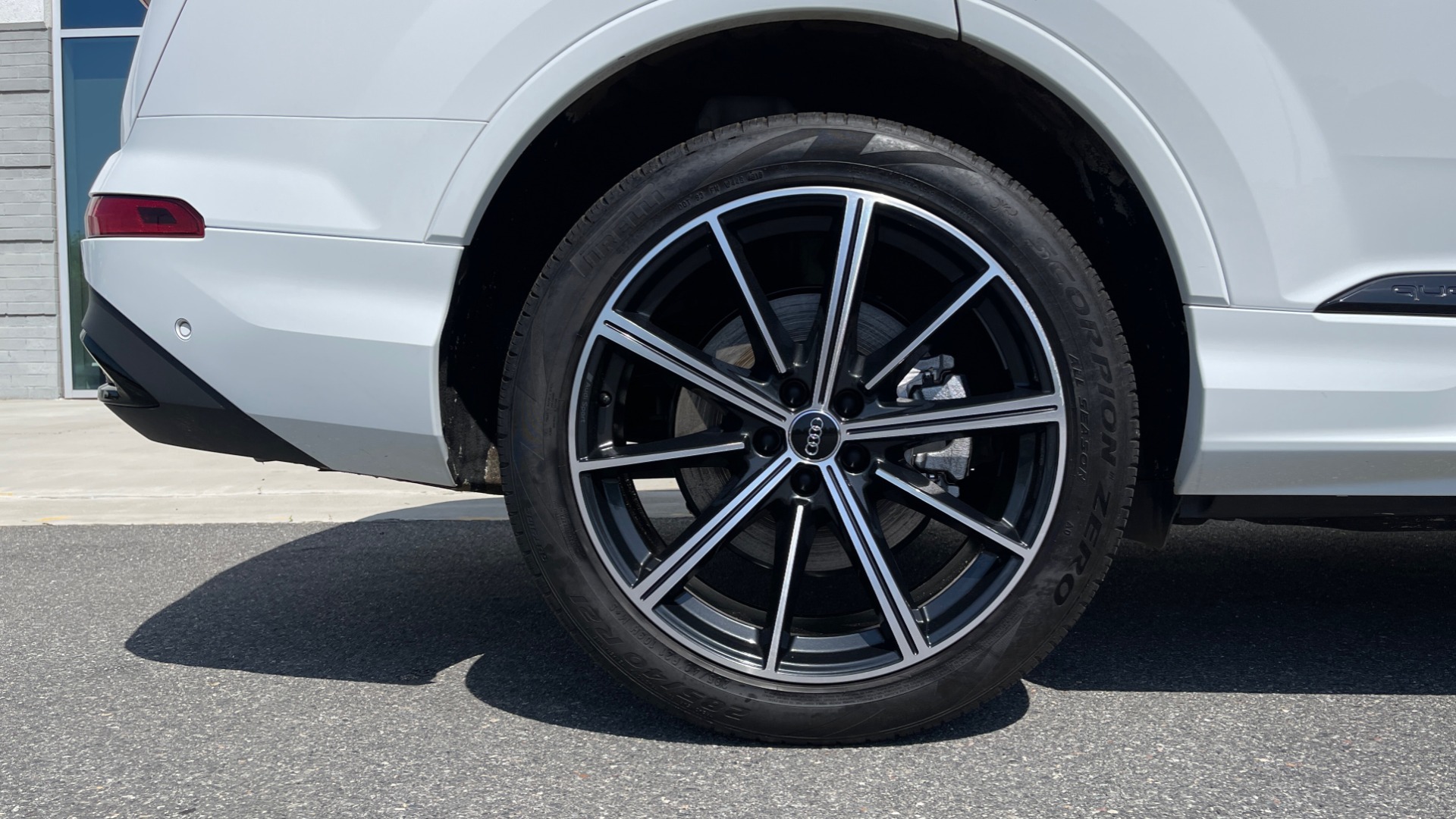 Used 2020 Audi Q7 PREMIUM PLUS 3.0L / CLD WTHR / BLACK OPTIC / WARM WTHR / TOWING / REARVIEW for sale Sold at Formula Imports in Charlotte NC 28227 70