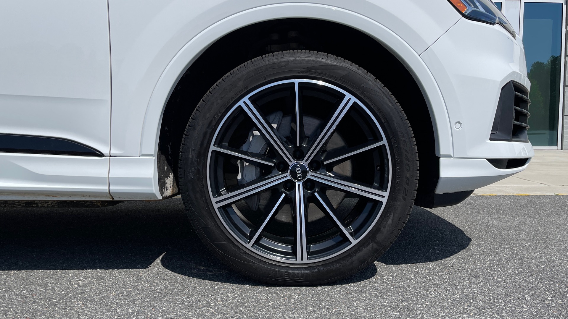 Used 2020 Audi Q7 PREMIUM PLUS 3.0L / CLD WTHR / BLACK OPTIC / WARM WTHR / TOWING / REARVIEW for sale Sold at Formula Imports in Charlotte NC 28227 71
