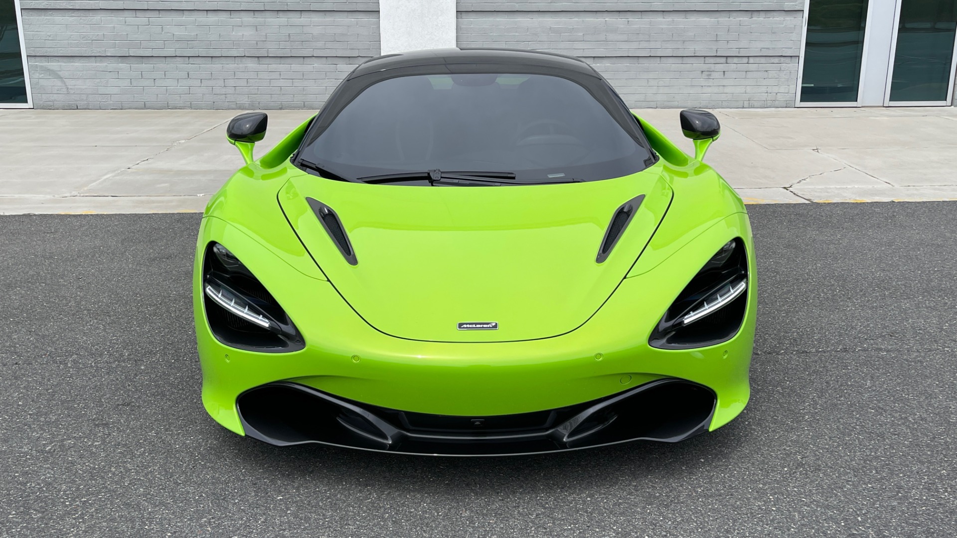 Used 2022 McLaren 720S PERFORMANCE PLUS / SPECIAL ORDER PAINT & INTERIOR / CARBON BRAKES for sale $379,000 at Formula Imports in Charlotte NC 28227 22