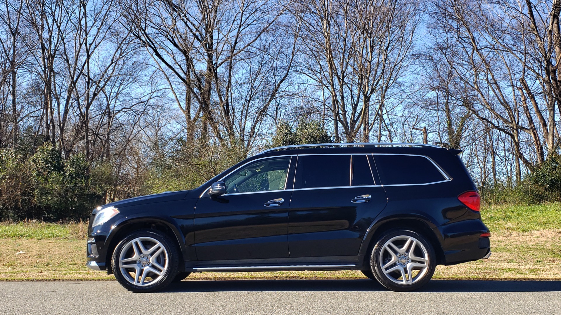 Used 2015 Mercedes-Benz GL-Class GL 550 4MATIC / DRVR ASST / PANO-ROOF / DESIGNO / REARVIEW for sale Sold at Formula Imports in Charlotte NC 28227 2