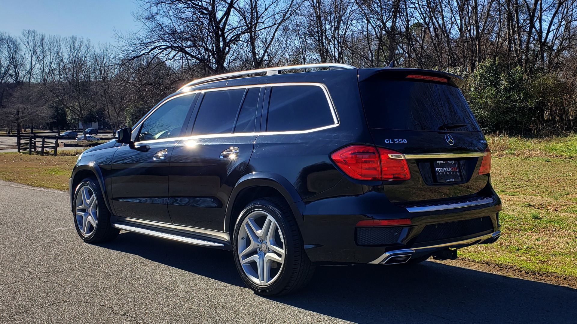 Used 2015 Mercedes-Benz GL-Class GL 550 4MATIC / DRVR ASST / PANO-ROOF / DESIGNO / REARVIEW for sale Sold at Formula Imports in Charlotte NC 28227 3