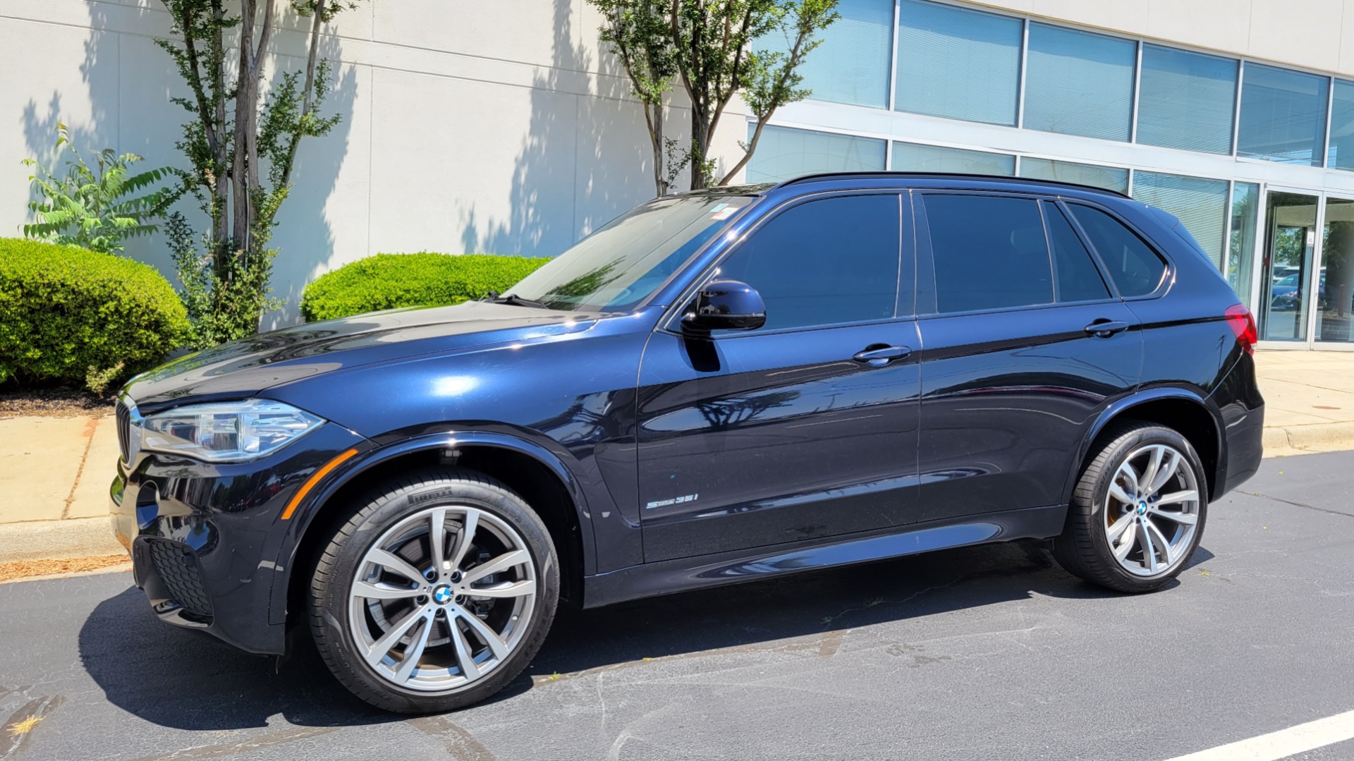 Used 2017 BMW X5 SDRIVE35I PREMIUM M-SPORT / SHADOWLINE / SUNROOF / REARVIEW for sale $36,495 at Formula Imports in Charlotte NC 28227 1