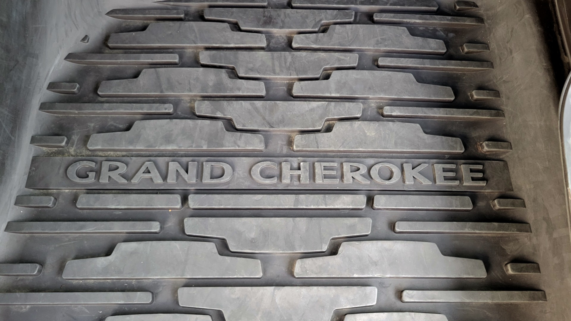 Used 2018 Jeep GRAND CHEROKEE TRAILHAWK 4X4 / 3.6L / NAV / BLIND SPOT / REARVIEW for sale $38,000 at Formula Imports in Charlotte NC 28227 21