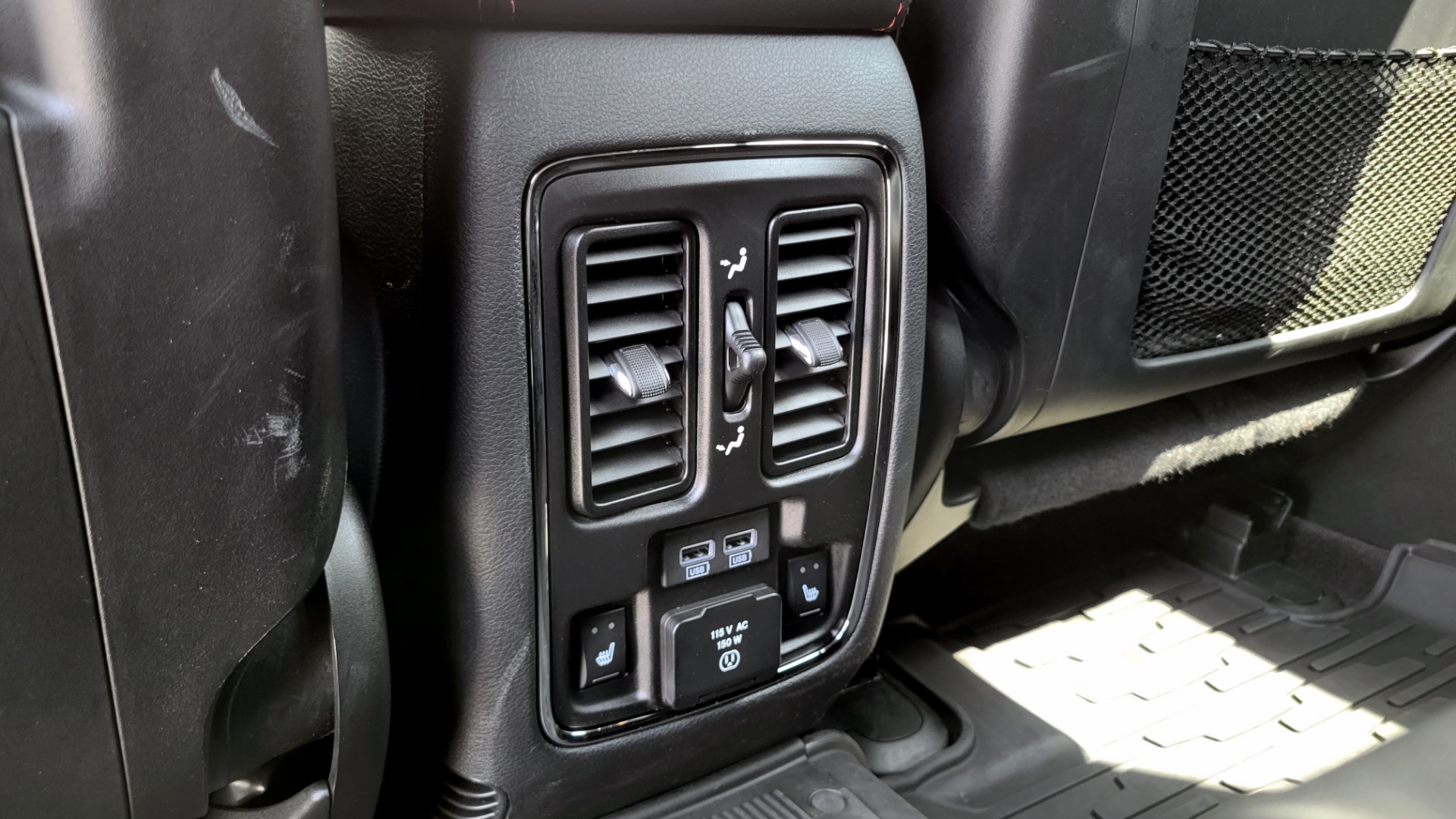 Used 2018 Jeep GRAND CHEROKEE TRAILHAWK 4X4 / 3.6L / NAV / BLIND SPOT / REARVIEW for sale Sold at Formula Imports in Charlotte NC 28227 70