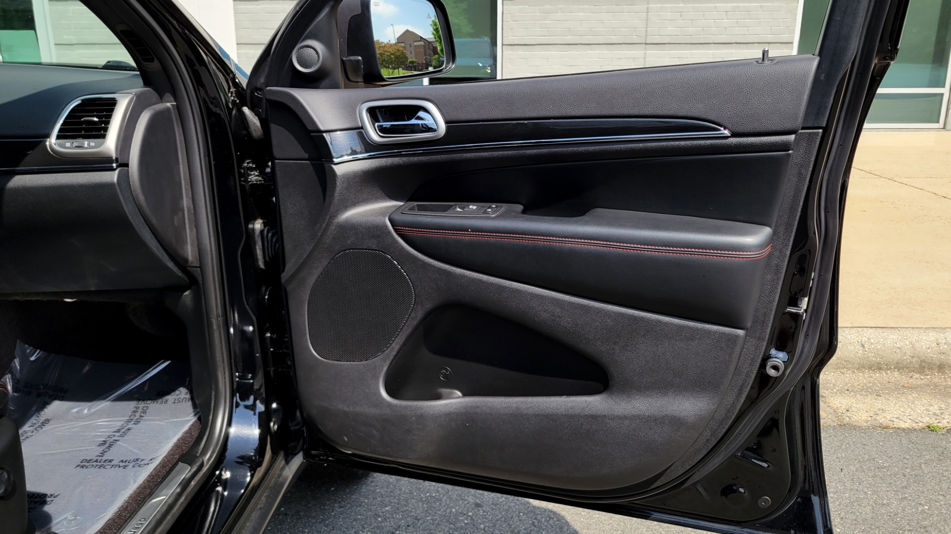 Used 2018 Jeep GRAND CHEROKEE TRAILHAWK 4X4 / 3.6L / NAV / BLIND SPOT / REARVIEW for sale Sold at Formula Imports in Charlotte NC 28227 71