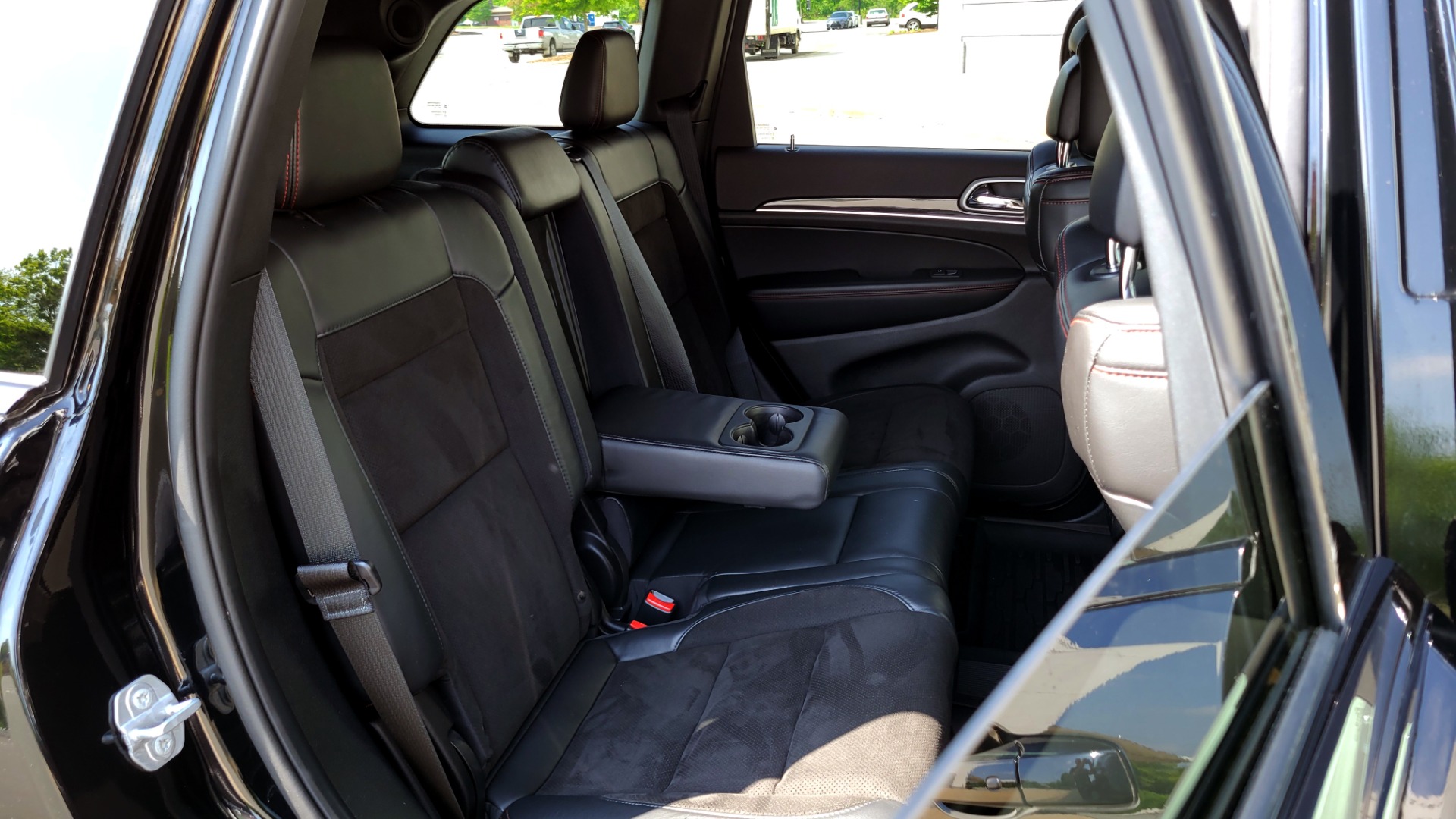Used 2018 Jeep GRAND CHEROKEE TRAILHAWK 4X4 / 3.6L / NAV / BLIND SPOT / REARVIEW for sale Sold at Formula Imports in Charlotte NC 28227 80