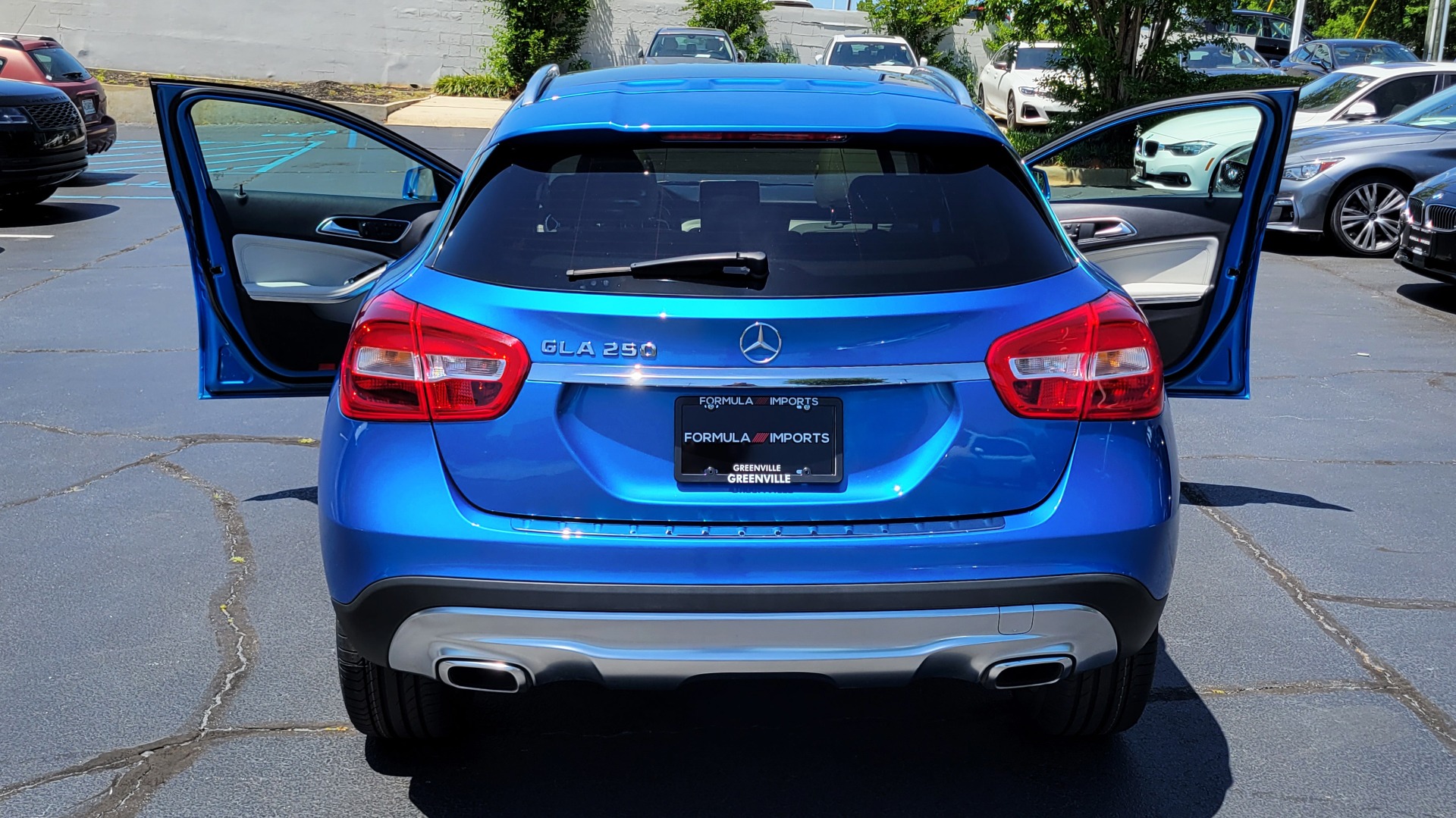 Used 2017 Mercedes-Benz GLA 250 2.0L SUV / PANO-ROOF / BLIND SPOT ASST / REARVIEW for sale Sold at Formula Imports in Charlotte NC 28227 20