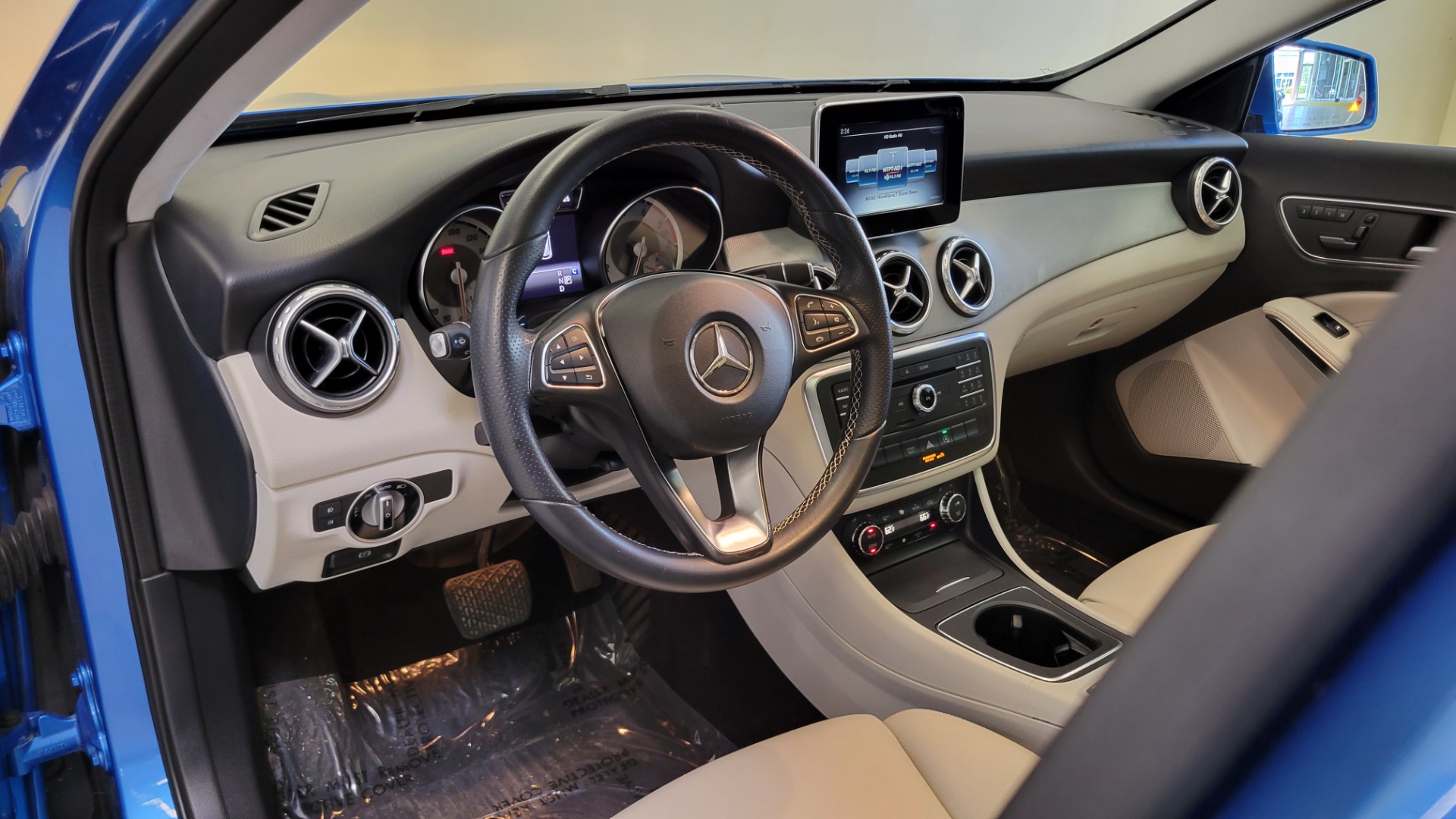 Used 2017 Mercedes-Benz GLA 250 2.0L SUV / PANO-ROOF / BLIND SPOT ASST / REARVIEW for sale Sold at Formula Imports in Charlotte NC 28227 35