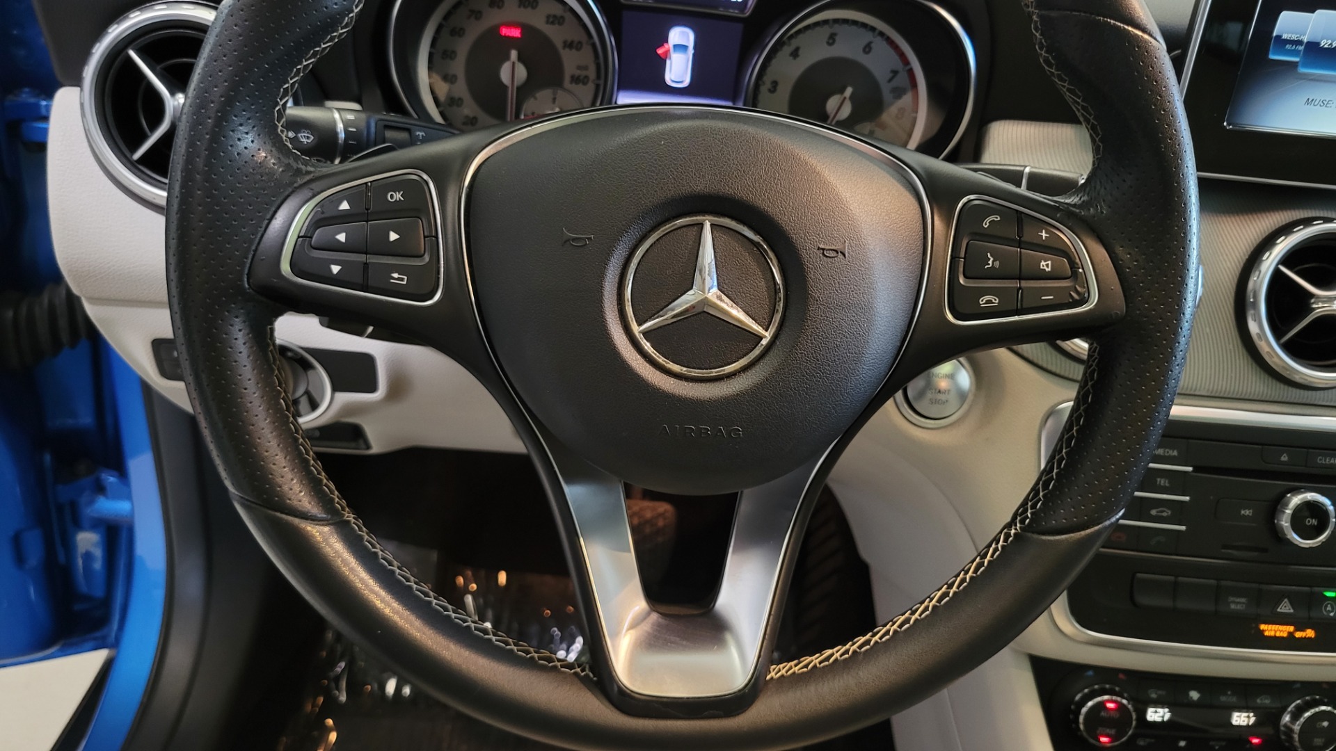 Used 2017 Mercedes-Benz GLA 250 2.0L SUV / PANO-ROOF / BLIND SPOT ASST / REARVIEW for sale Sold at Formula Imports in Charlotte NC 28227 36