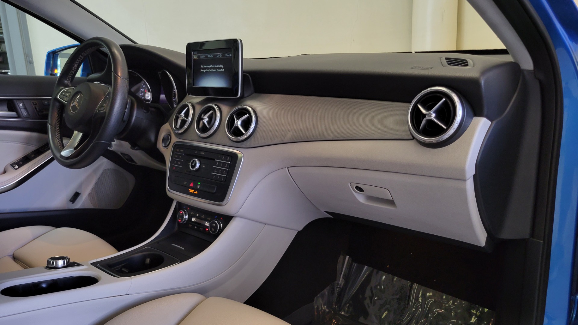 Used 2017 Mercedes-Benz GLA 250 2.0L SUV / PANO-ROOF / BLIND SPOT ASST / REARVIEW for sale Sold at Formula Imports in Charlotte NC 28227 67