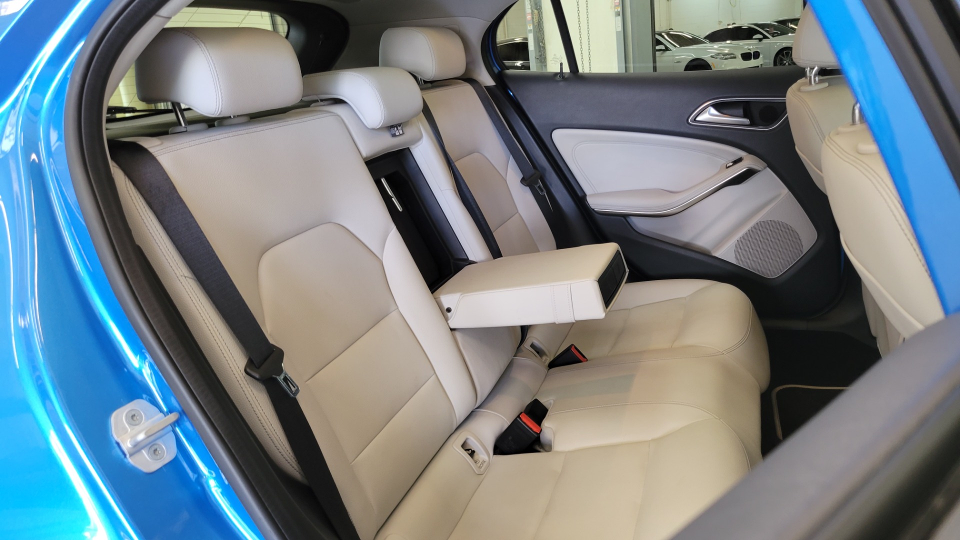 Used 2017 Mercedes-Benz GLA 250 2.0L SUV / PANO-ROOF / BLIND SPOT ASST / REARVIEW for sale Sold at Formula Imports in Charlotte NC 28227 70