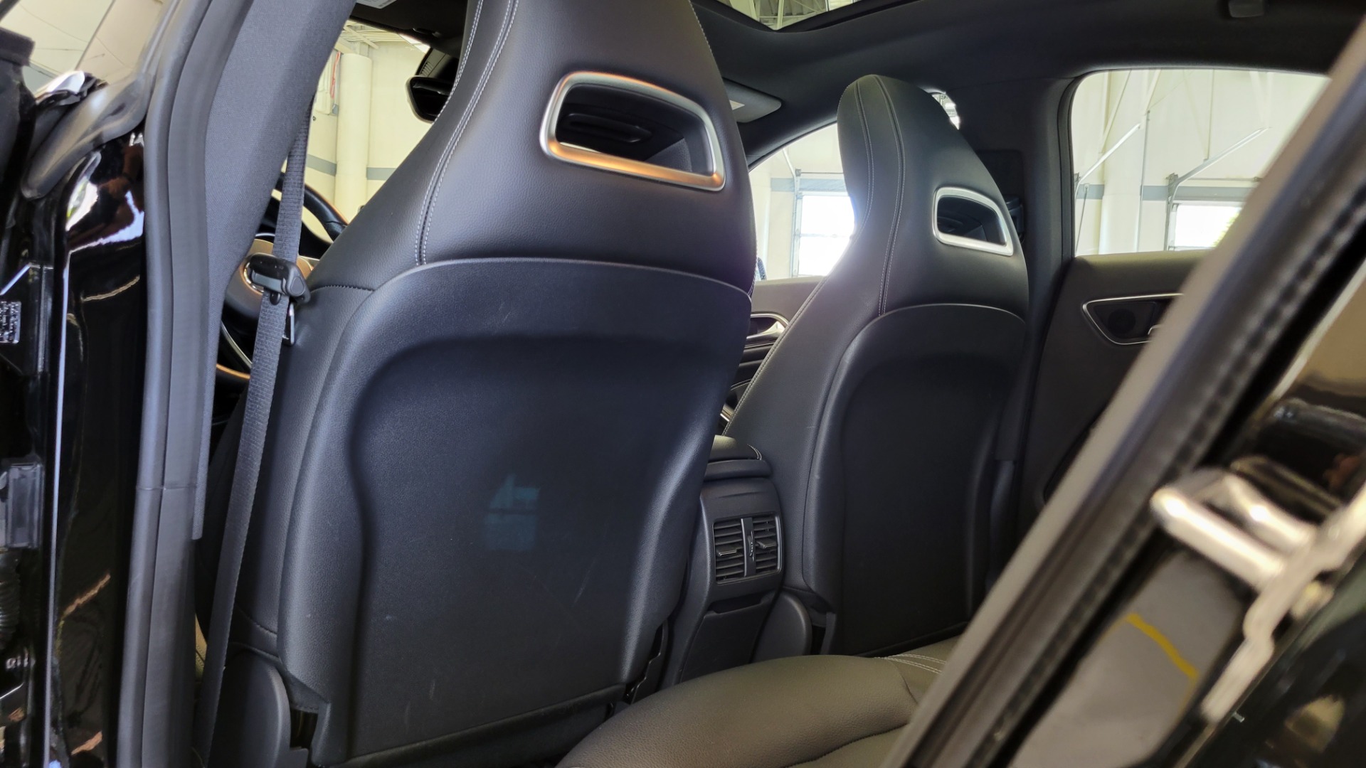 Used 2019 Mercedes-Benz CLA 250 4MATIC COUPE / PREMIUM / CONV / PANO-ROOF / SMARTPHONE for sale $32,795 at Formula Imports in Charlotte NC 28227 56