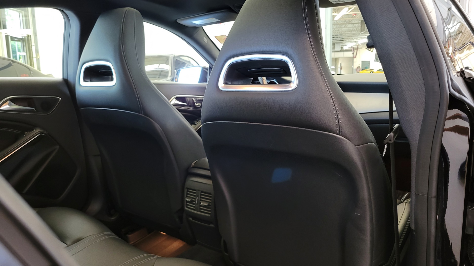 Used 2019 Mercedes-Benz CLA 250 4MATIC COUPE / PREMIUM / CONV / PANO-ROOF / SMARTPHONE for sale $32,795 at Formula Imports in Charlotte NC 28227 68