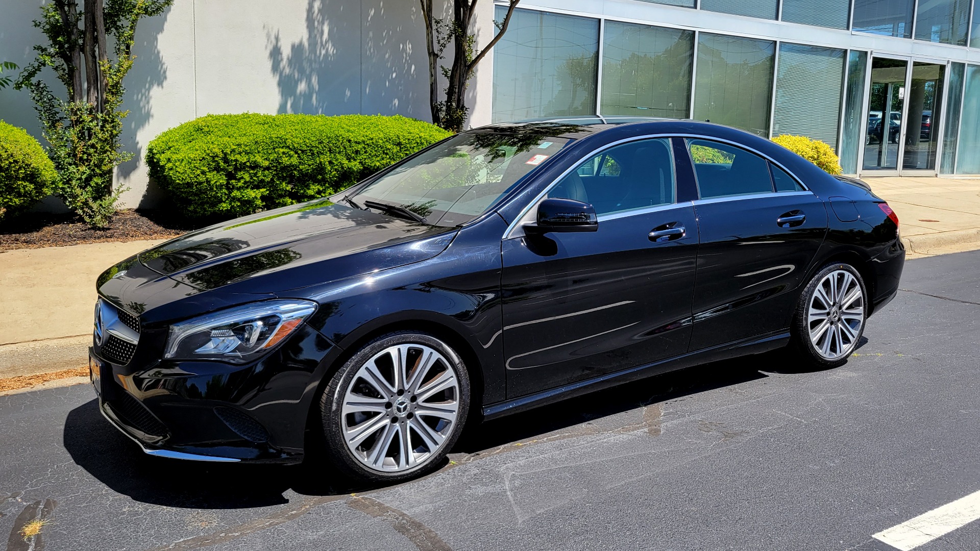 Used 2019 Mercedes-Benz CLA 250 4MATIC COUPE / PREMIUM / CONV / PANO-ROOF / SMARTPHONE for sale $32,795 at Formula Imports in Charlotte NC 28227 1