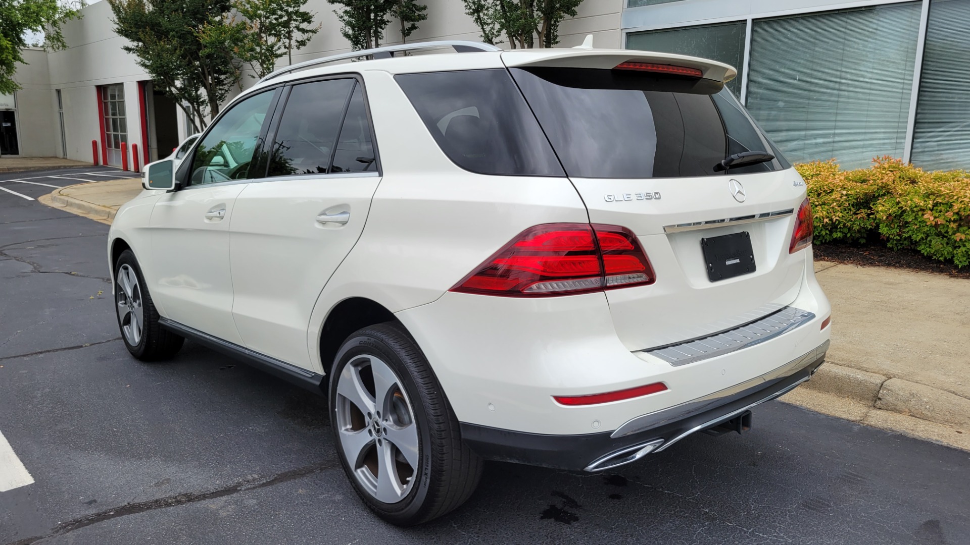 Used 2018 Mercedes-Benz GLE 350 4MATIC SUV / PREMIUM 3 / PANO-ROOF / H/K SND / REARVIEW for sale Sold at Formula Imports in Charlotte NC 28227 4