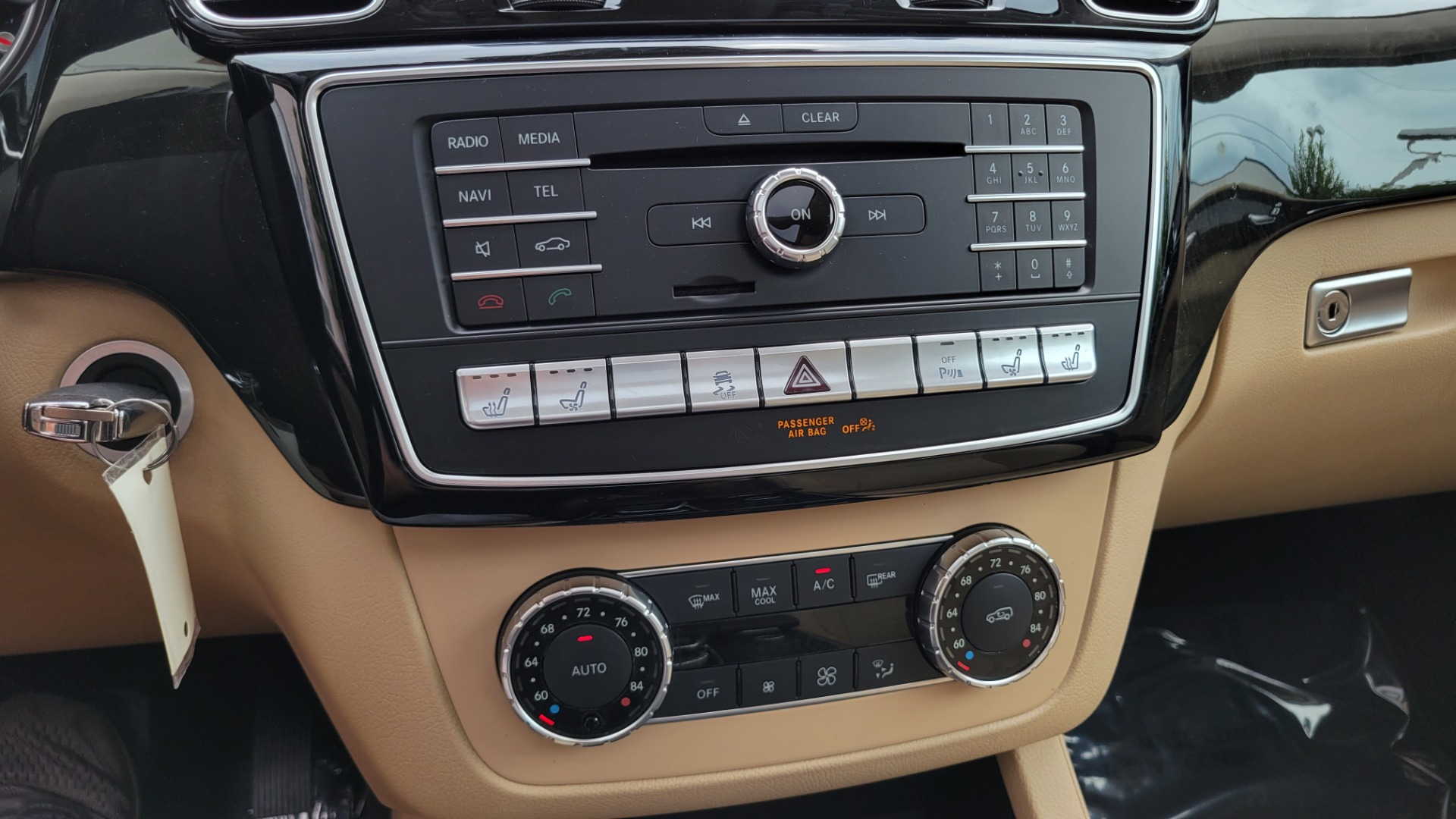 Used 2018 Mercedes-Benz GLE 350 4MATIC SUV / PREMIUM 3 / PANO-ROOF / H/K SND / REARVIEW for sale Sold at Formula Imports in Charlotte NC 28227 46