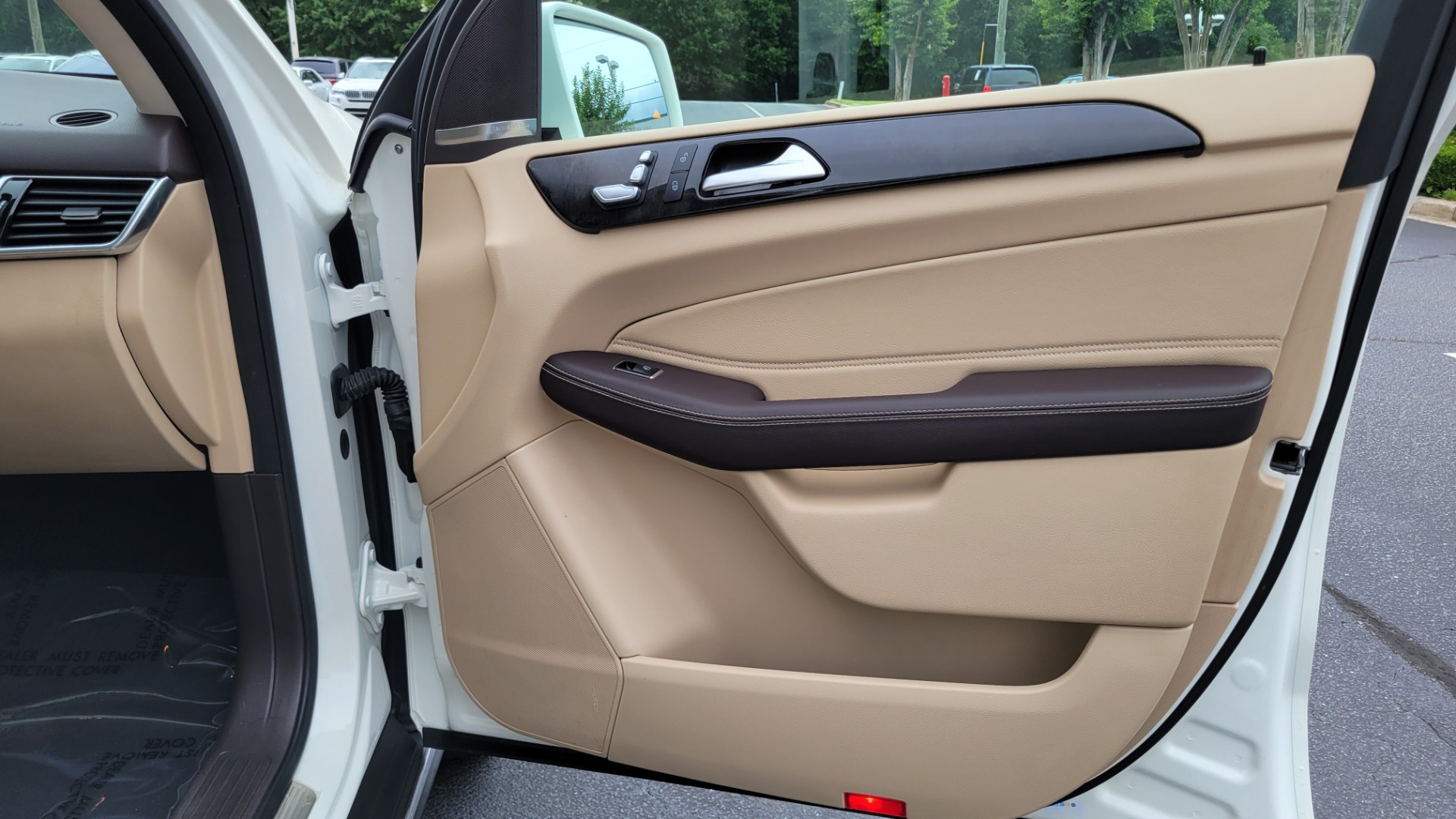 Used 2018 Mercedes-Benz GLE 350 4MATIC SUV / PREMIUM 3 / PANO-ROOF / H/K SND / REARVIEW for sale Sold at Formula Imports in Charlotte NC 28227 63