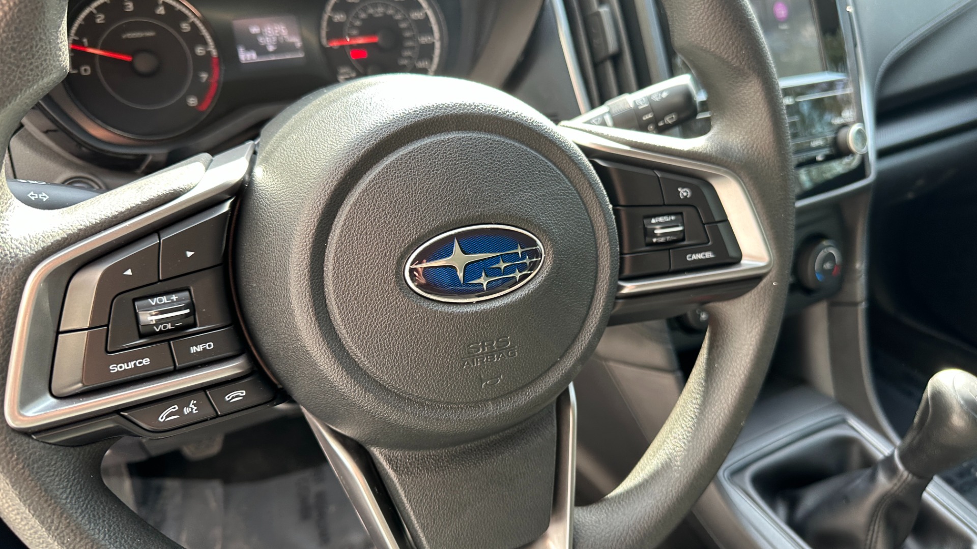 Used 2019 Subaru Impreza 5 SPEED MANUAL / CLOTH INTERIOR / PEARL PAINT for sale Sold at Formula Imports in Charlotte NC 28227 16