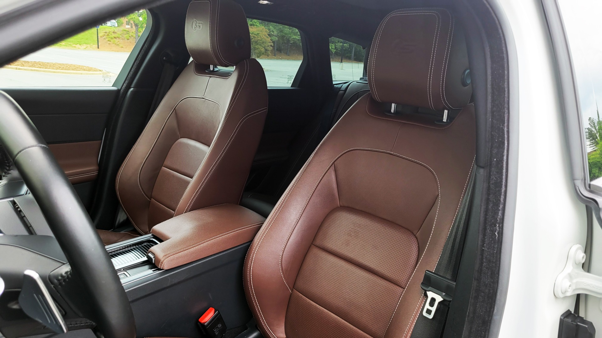 Used 2018 Jaguar XF SPORTBRAKE S / 3.0L / AWD / TECHNOLOGY / NAV / PANO-ROOF / REARVIEW for sale $46,995 at Formula Imports in Charlotte NC 28227 41