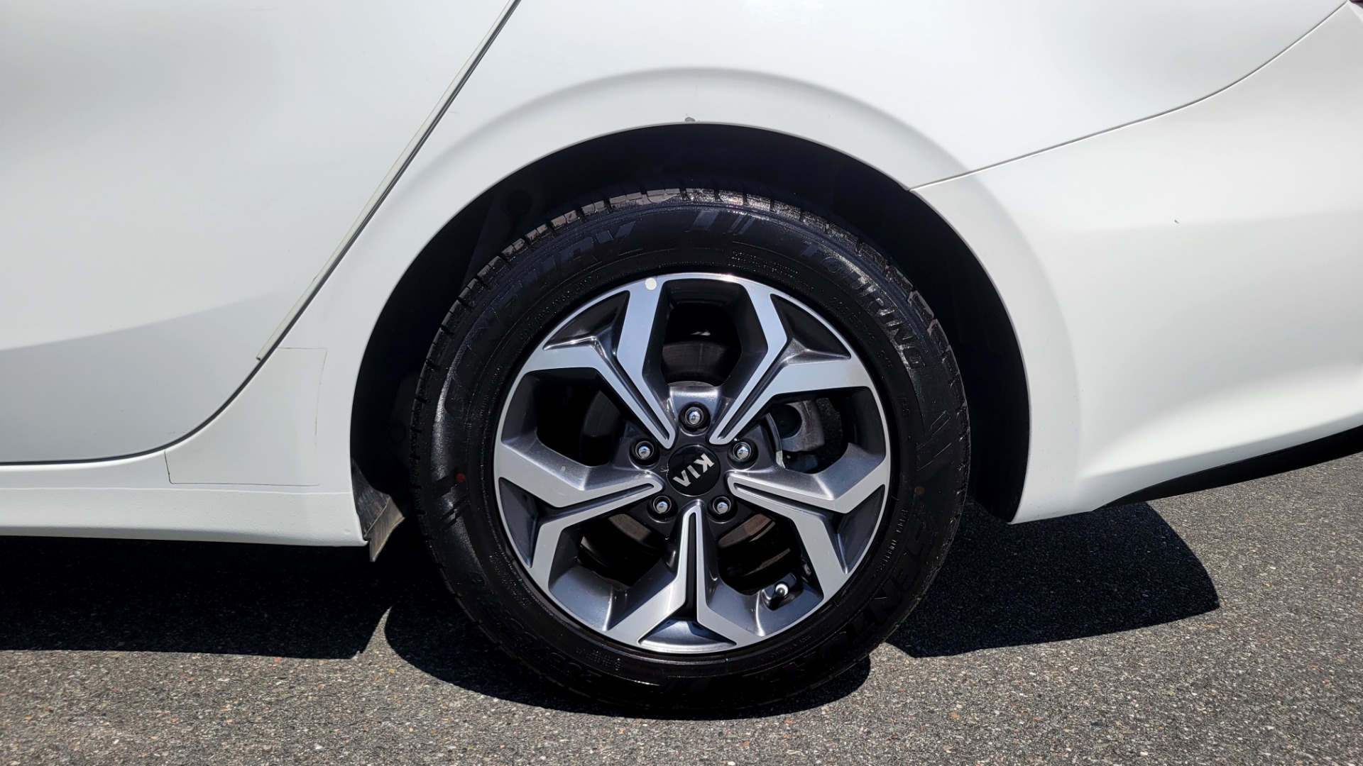 Used 2019 Kia FORTE LXS IVT 2.0L SEDAN / CVT TRANS / APPLE / DUAL-ZONE AIR / REARVIEW for sale $16,995 at Formula Imports in Charlotte NC 28227 74