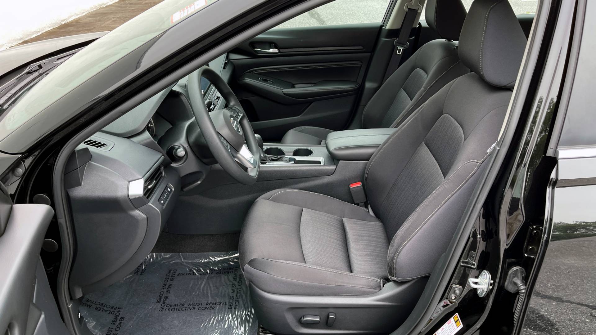 Used 2019 Nissan ALTIMA 2.5 S SEDAN / CVT AUTO / FWD / PROXIMITY KEY / REARVIEW for sale Sold at Formula Imports in Charlotte NC 28227 22