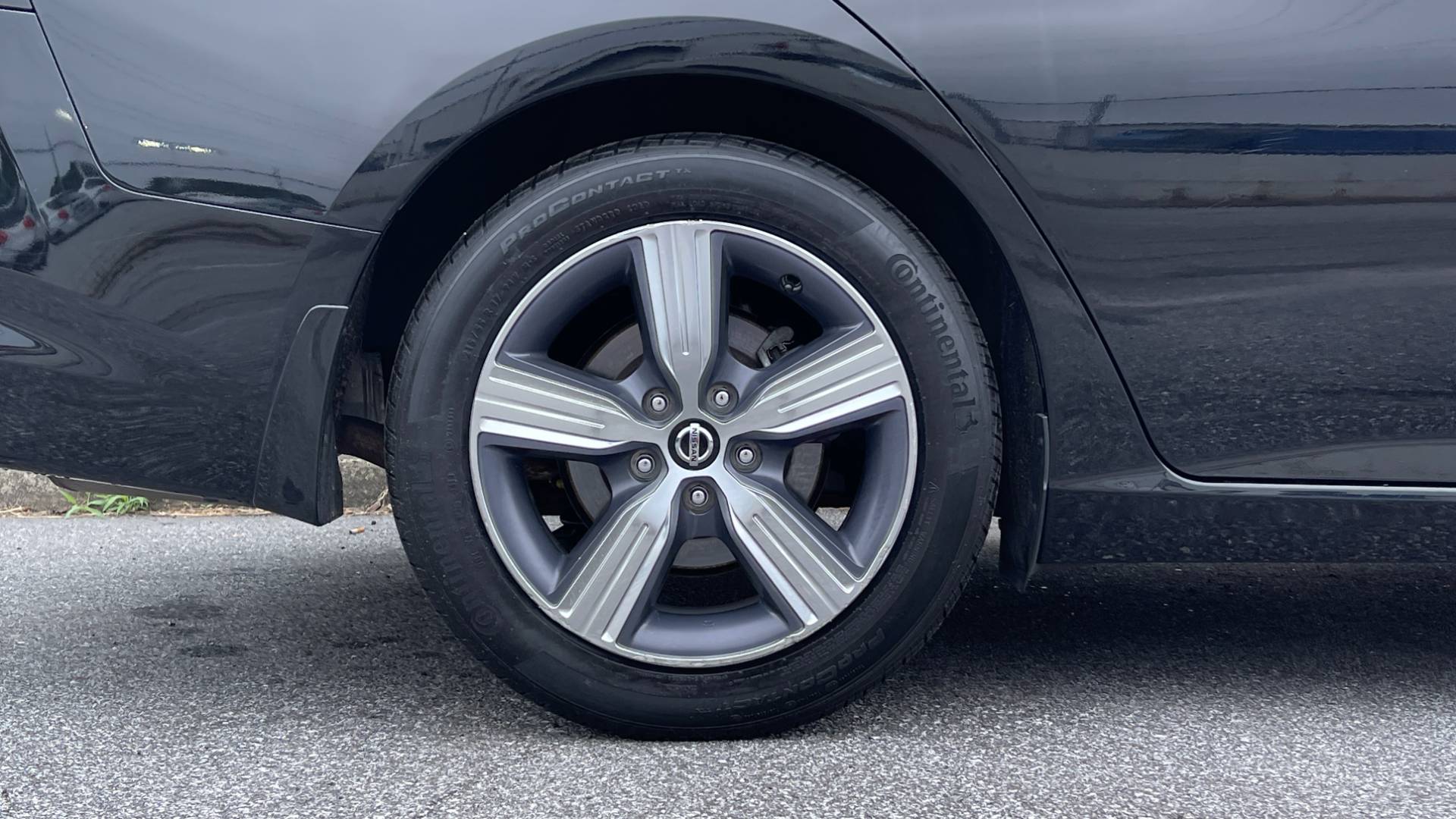 Used 2019 Nissan ALTIMA 2.5 S SEDAN / CVT AUTO / FWD / PROXIMITY KEY / REARVIEW for sale Sold at Formula Imports in Charlotte NC 28227 49