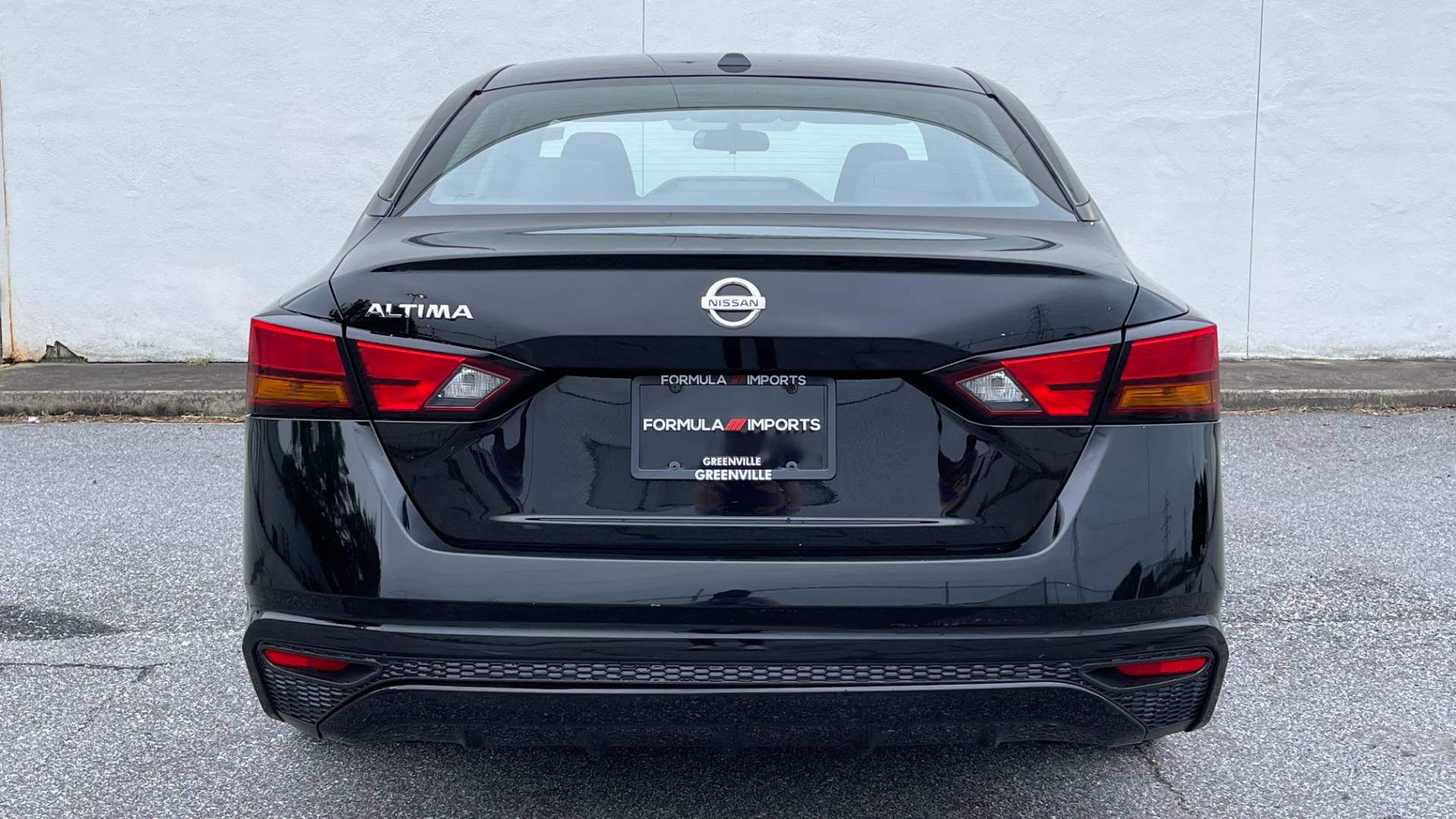 Used 2019 Nissan ALTIMA 2.5 S SEDAN / CVT AUTO / FWD / PROXIMITY KEY / REARVIEW for sale $22,295 at Formula Imports in Charlotte NC 28227 7