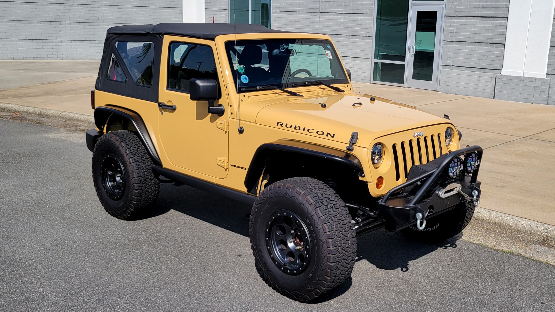 Used 2013 Jeep WRANGLER RUBICON 4X4 / 3.6L V6 / 6-SPD MANUAL / PWR CONV GRP / REARVIEW for sale $28,500 at Formula Imports in Charlotte NC 28227 11