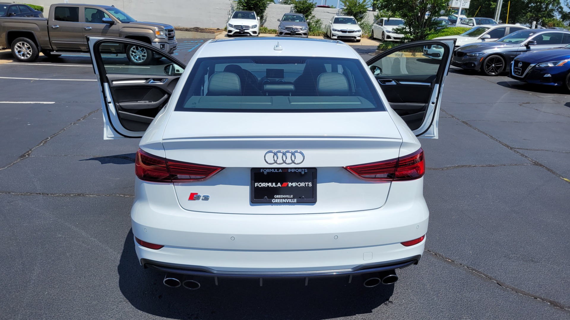 Used 2018 Audi S3 PREMIUM PLUS TECHNOLOGY / NAV / S-SPORT / BLACK OPTIC / B&O SND / REARVIEW for sale $39,995 at Formula Imports in Charlotte NC 28227 19