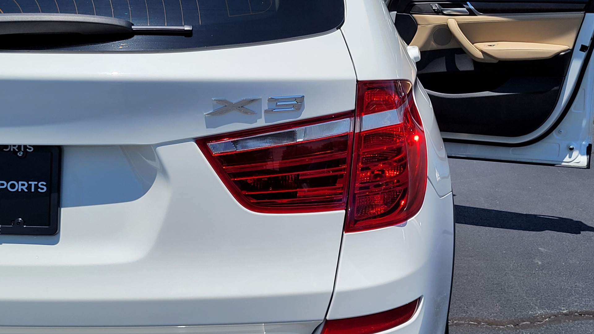 Used 2017 BMW X3 XDRIVE28I PREMIUM / NAV / PANO-ROOF / DRVR ASST / CLD WTHR for sale $30,495 at Formula Imports in Charlotte NC 28227 22