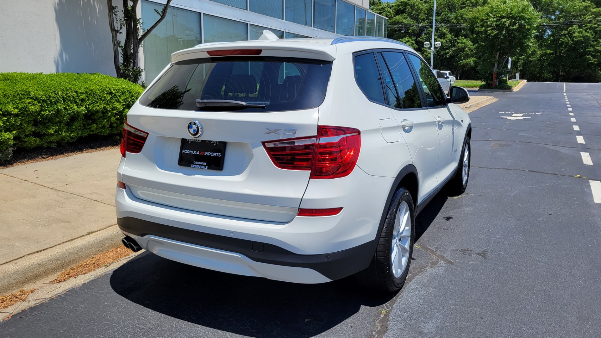 Used 2017 BMW X3 XDRIVE28I PREMIUM / NAV / PANO-ROOF / DRVR ASST / CLD WTHR for sale $30,495 at Formula Imports in Charlotte NC 28227 8