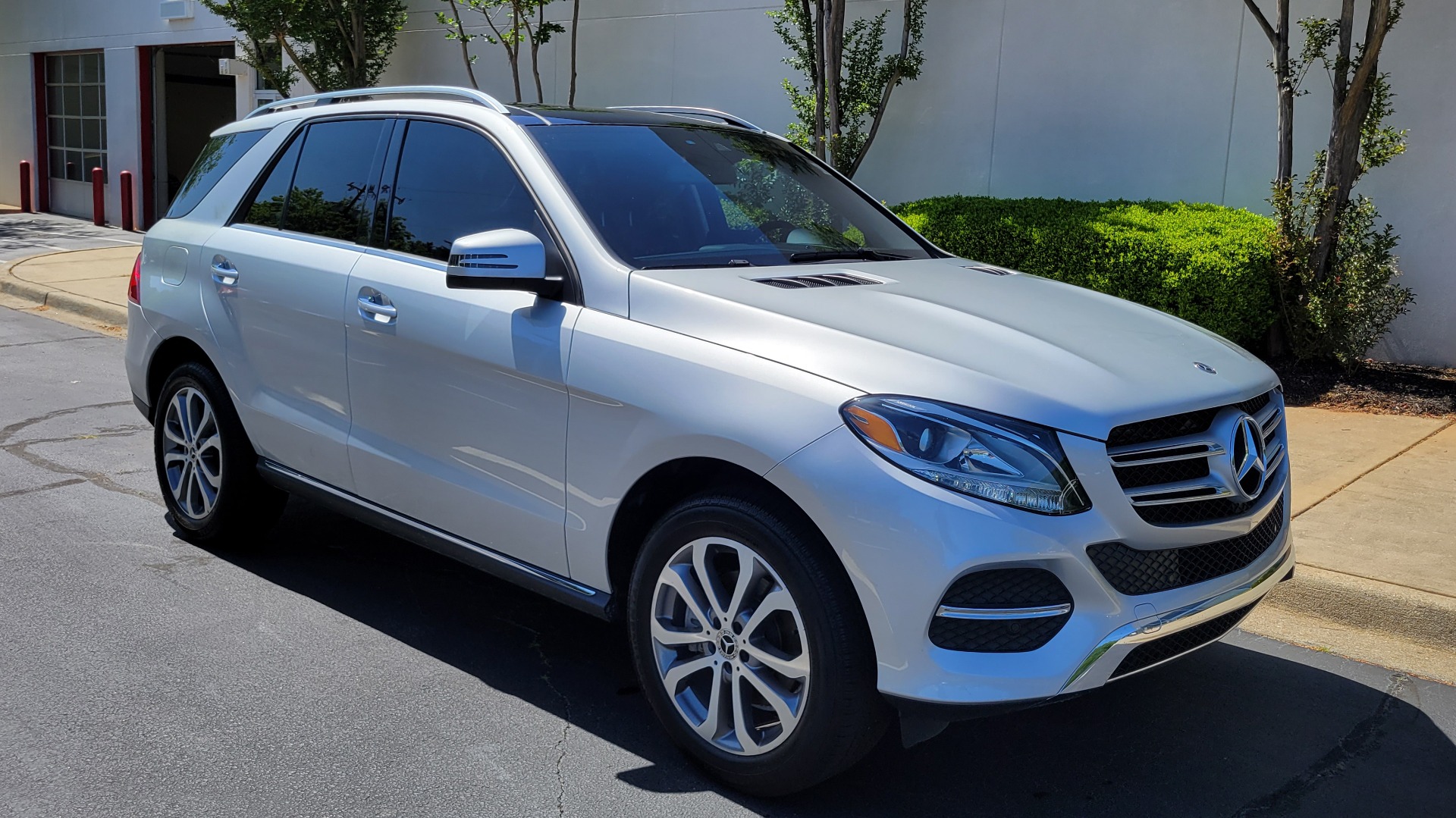 Used 2017 Mercedes-Benz GLE 350 PREMIUM / NAV / PANO-ROOF / H/KJ SND / BSA / REARVIEW for sale Sold at Formula Imports in Charlotte NC 28227 8