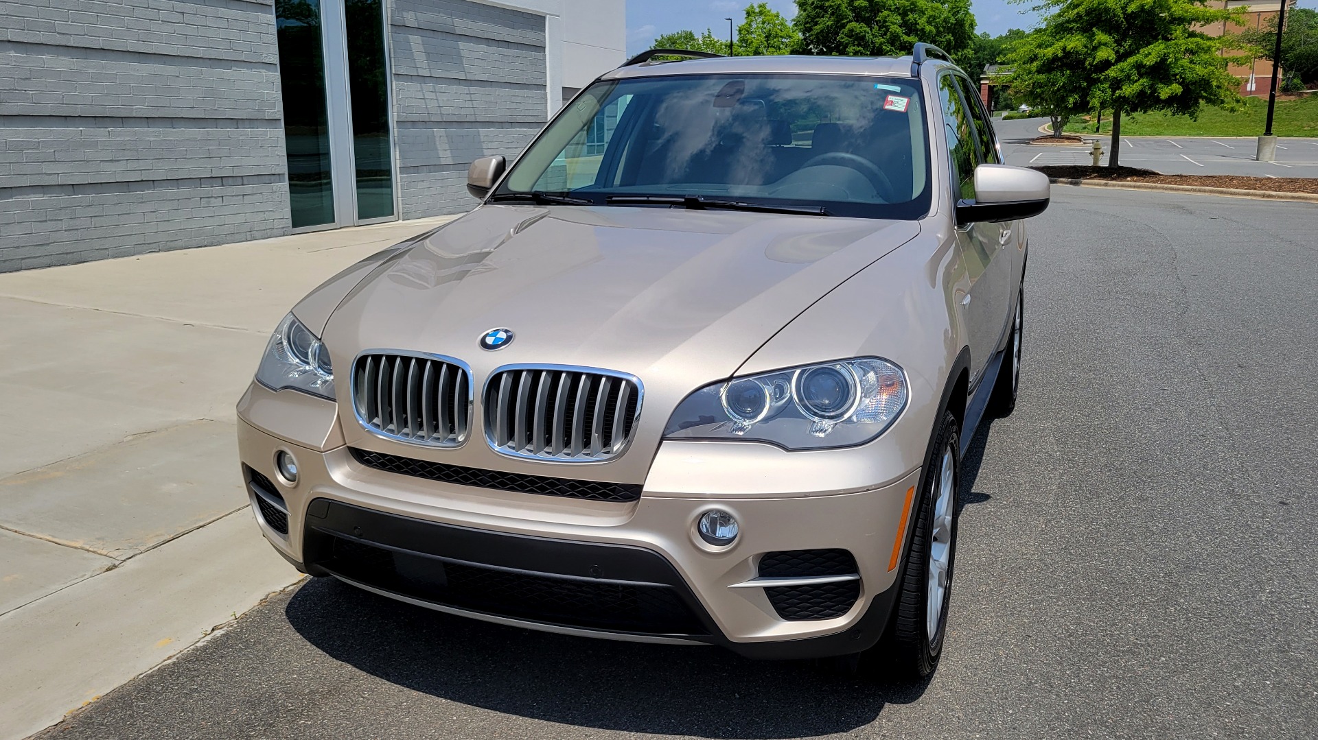 Used 2013 BMW X5 XDRIVE35I PREMIUM / NAV / CONV PKG / PANO-ROOF / ACTIVE CRUISE for sale Sold at Formula Imports in Charlotte NC 28227 3