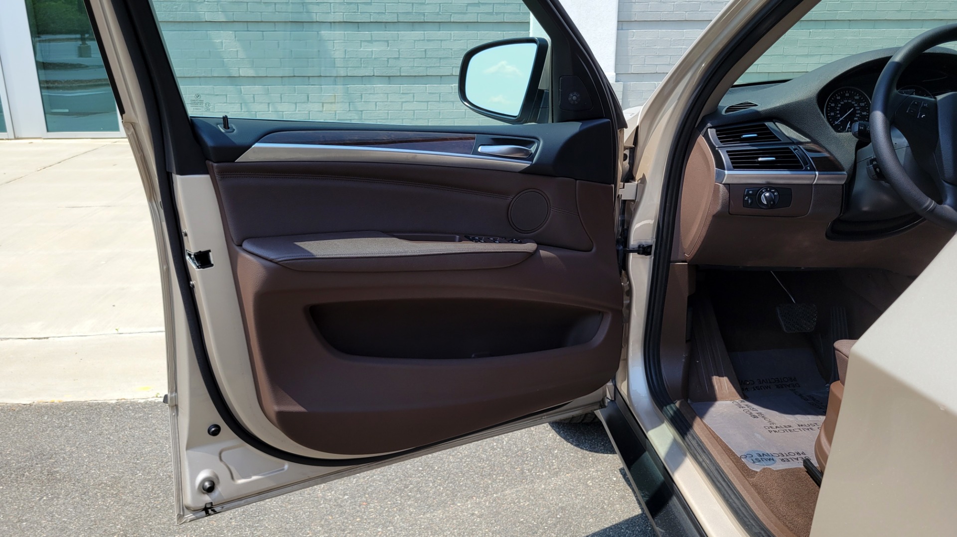 Used 2013 BMW X5 XDRIVE35I PREMIUM / NAV / CONV PKG / PANO-ROOF / ACTIVE CRUISE for sale Sold at Formula Imports in Charlotte NC 28227 32