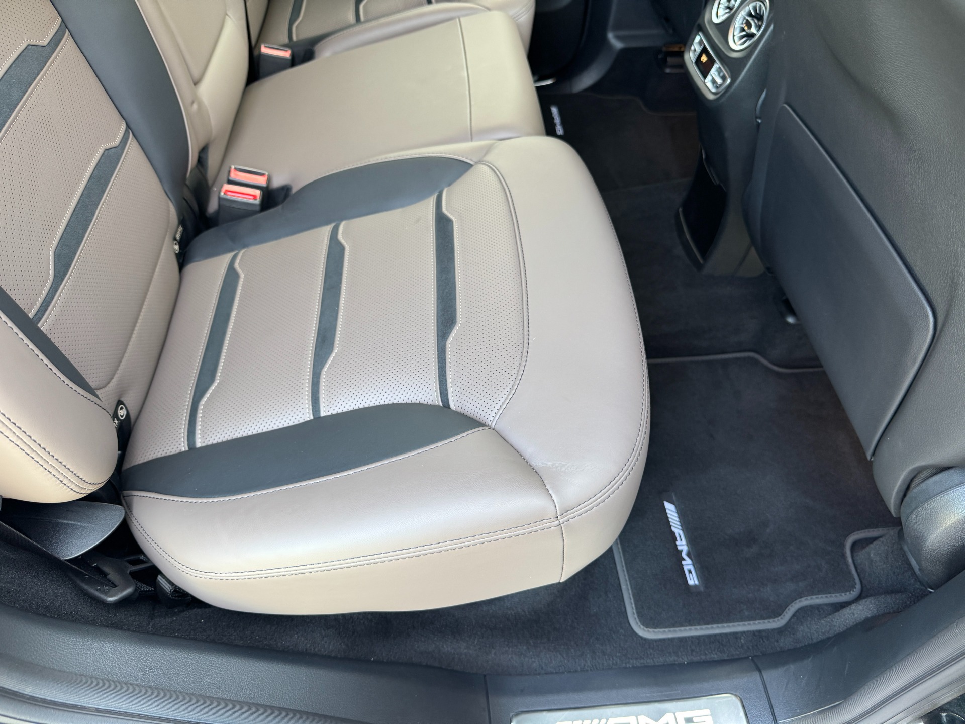 2021 Mercedes Benz G 63 AMG photo 62
