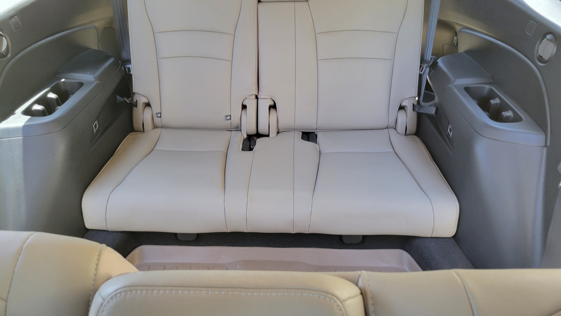Used 2017 Honda PILOT EX-L AWD / 3.5L V6 / AUTO / SUNROOF / 3-ROW / REARVIEW for sale Sold at Formula Imports in Charlotte NC 28227 23